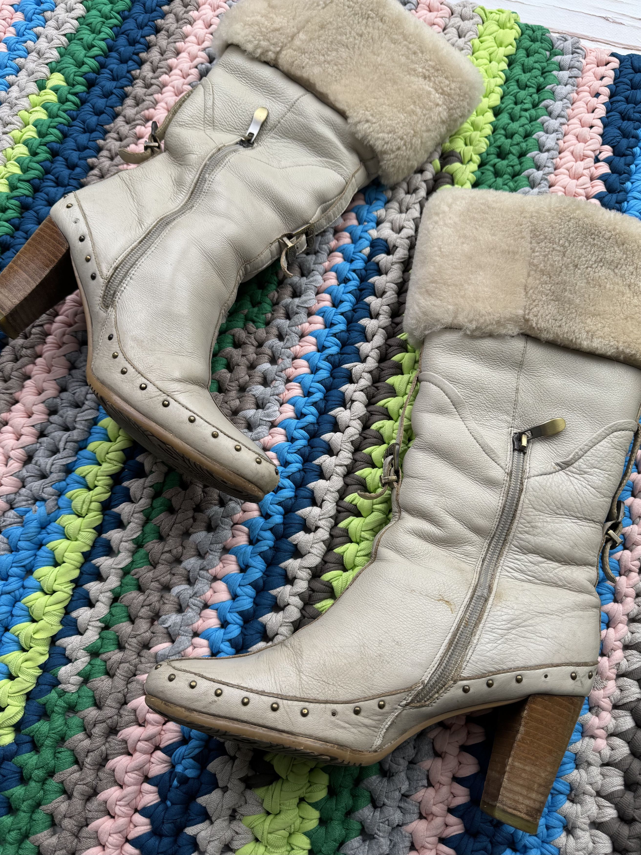 Vintage Vintage Leather Sheepskin Boots With Straps (ET1)(D15) Size US 7 / IT 37 - 7 Thumbnail
