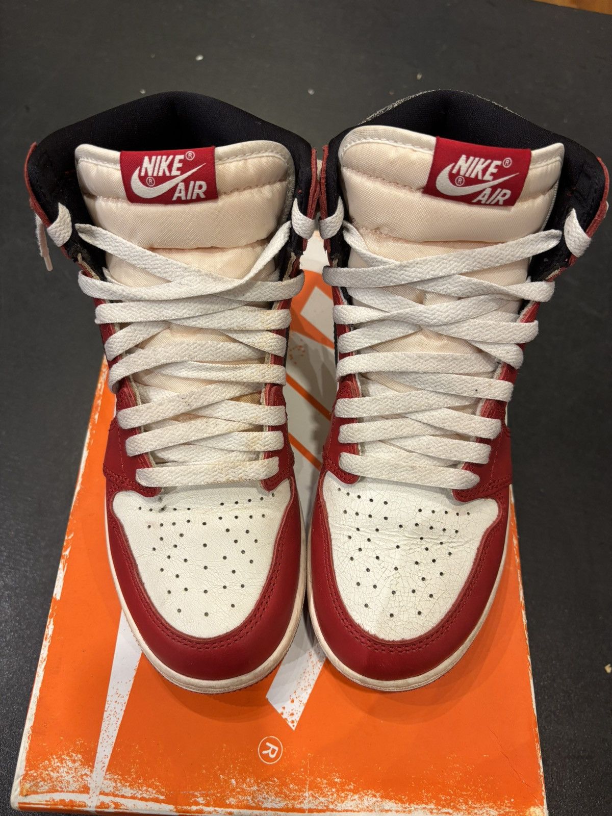 Jordan Brand Jordan 1 Retro ‘Chicago Lost And Found’ Size US 7 / EU 40 - 4 Thumbnail