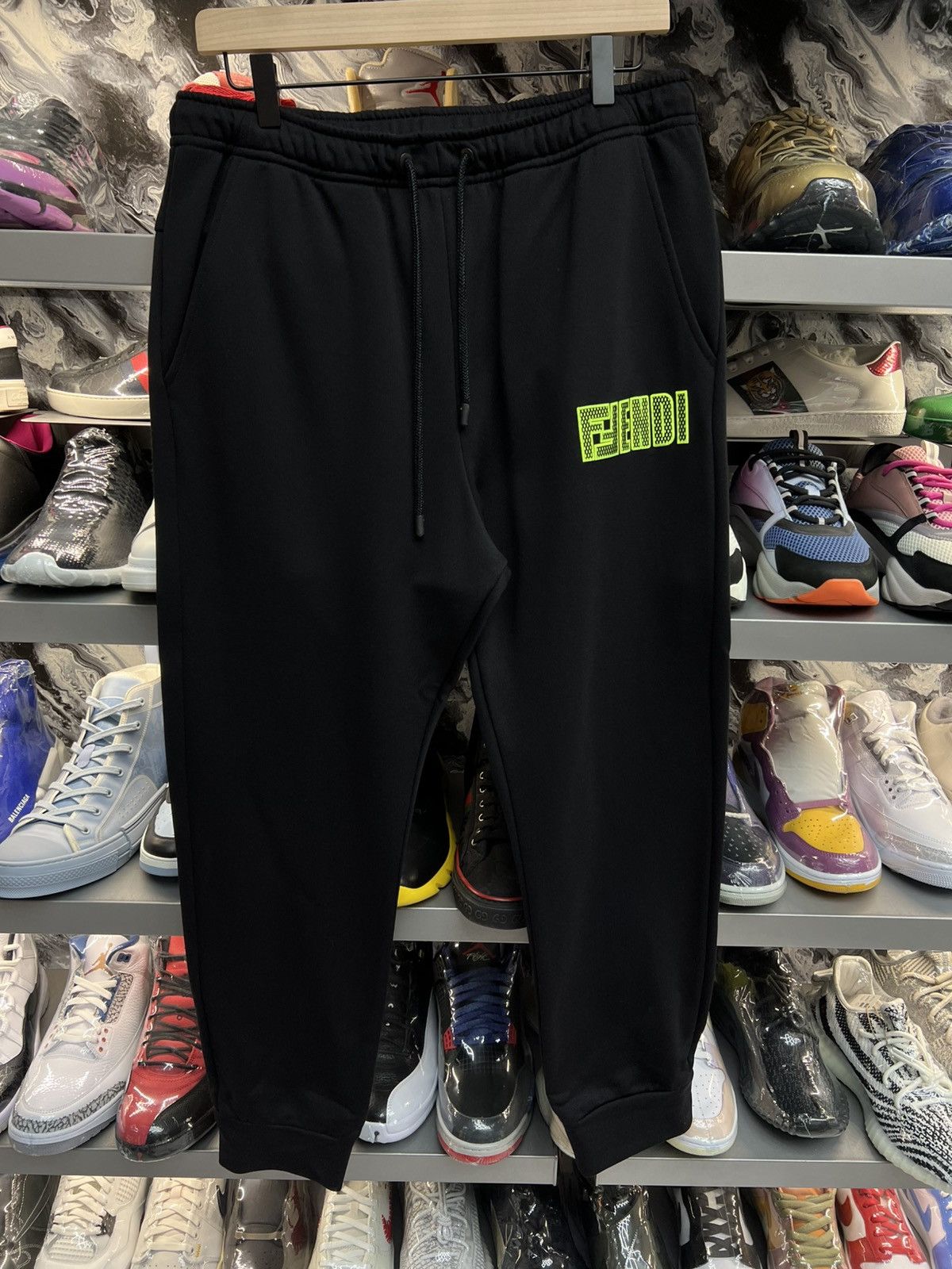 Fendi Fendi Neon Logo Sweatsuit Set Size US XL / EU 56 / 4 - 15 Thumbnail