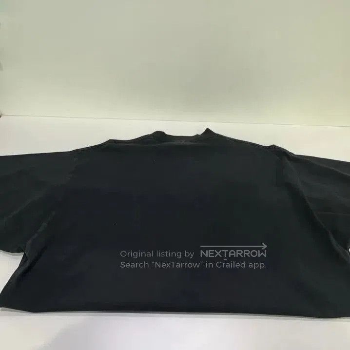 Balenciaga Balenciaga Black Be Different Graphic T. Size US S / EU 44-46 / 1 - 8 Thumbnail