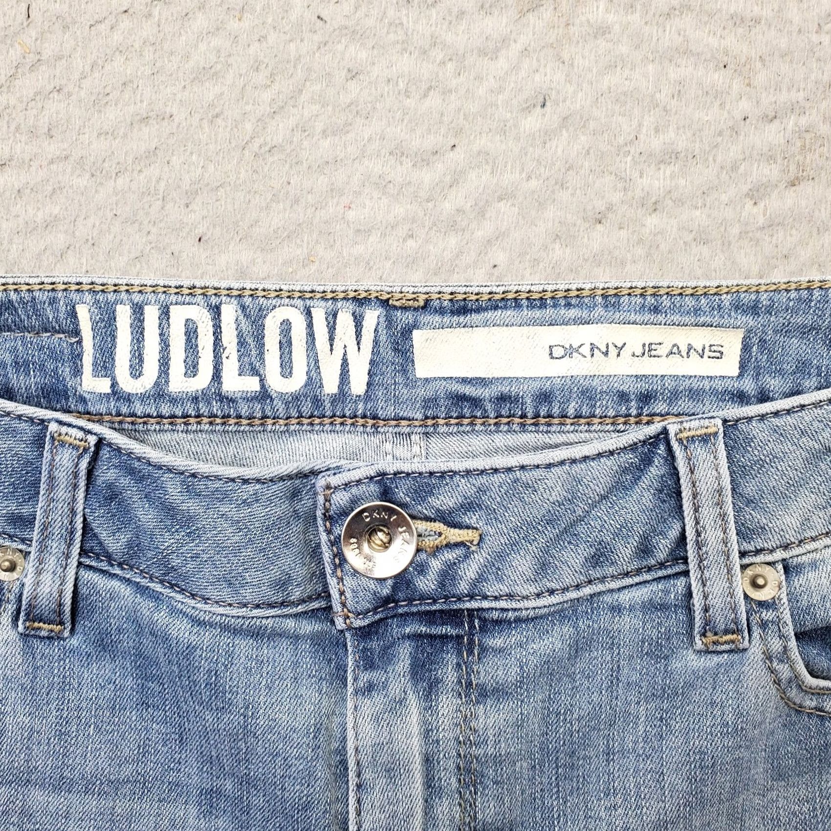 DKNY DKNY Cropped Jeans Womens 10 Blue Denim 5-Pocket Design Cuffed Hem Ludlow Size 32" / US 10 / IT 46 - 6 Thumbnail
