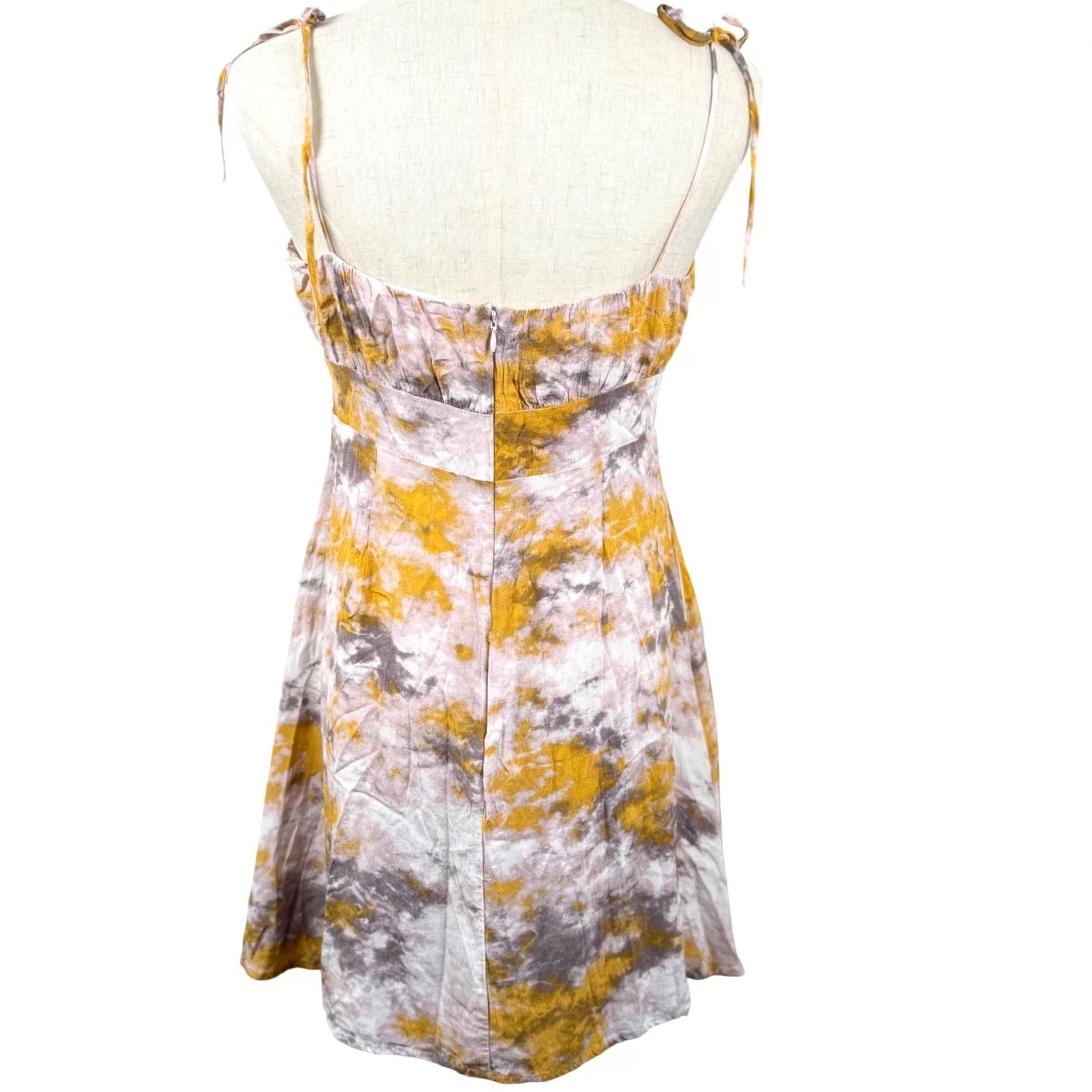ASTR The Label VINTAGE Mon Cheri Dress M Mini Yellow Tie Dye Tie Shoulder Boho Cottagecore GUC Size M / US 6-8 / IT 42-44 - 4 Thumbnail