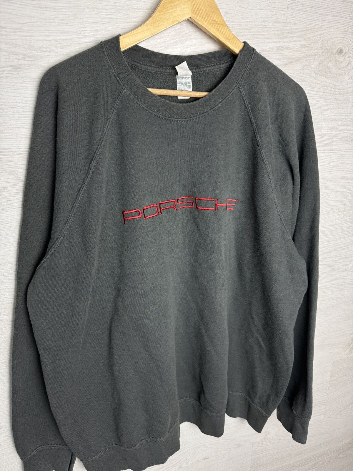Vintage Vintage Porsche Grey Crewneck Sweatshirt Size US XXL / EU 58 / 5 - 2 Thumbnail
