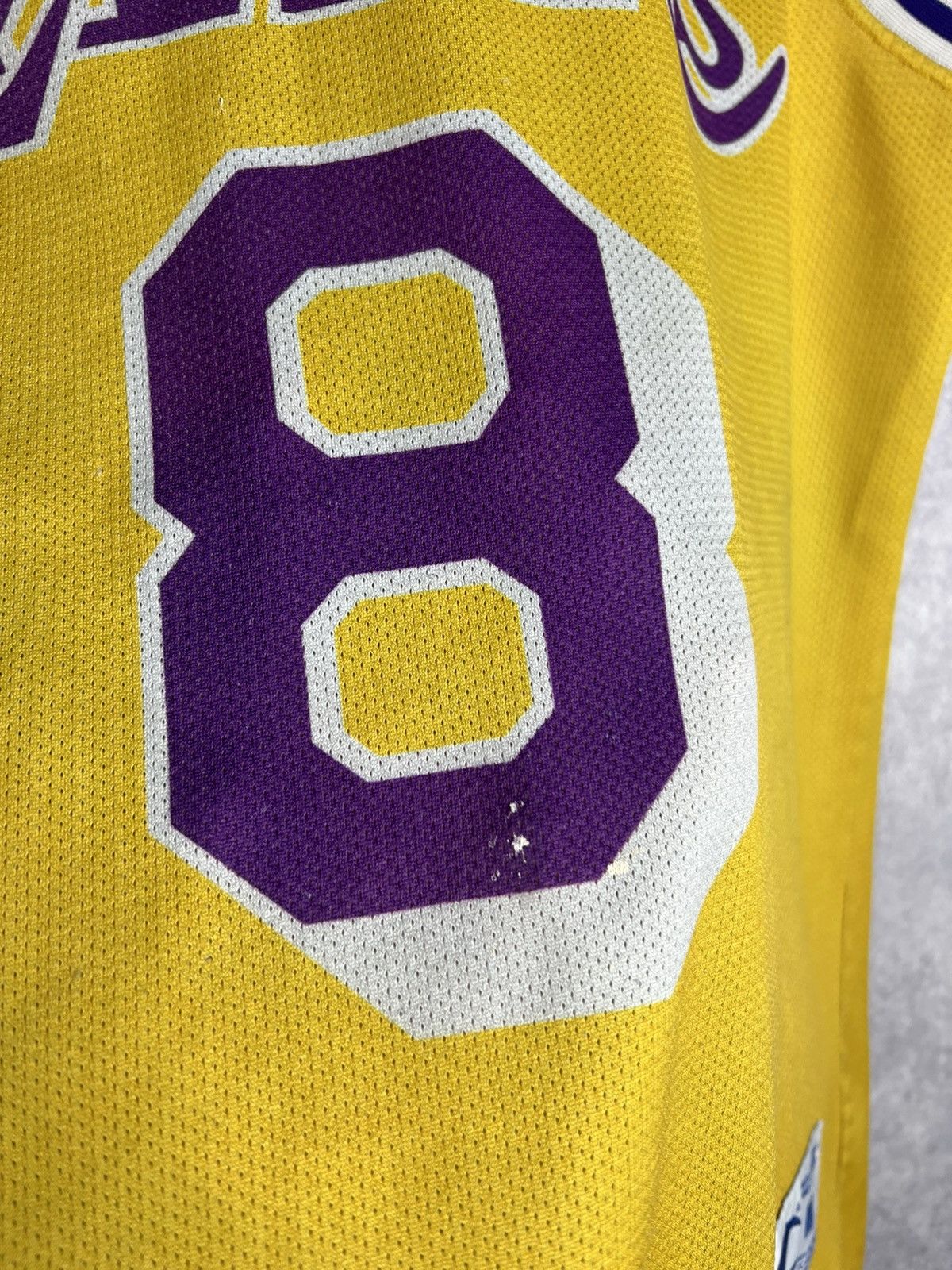 Champion Vintage RARE Kobe Bryant #8 Lakers NBA Champion Jersey Size US M / EU 48-50 / 2 - 7 Thumbnail