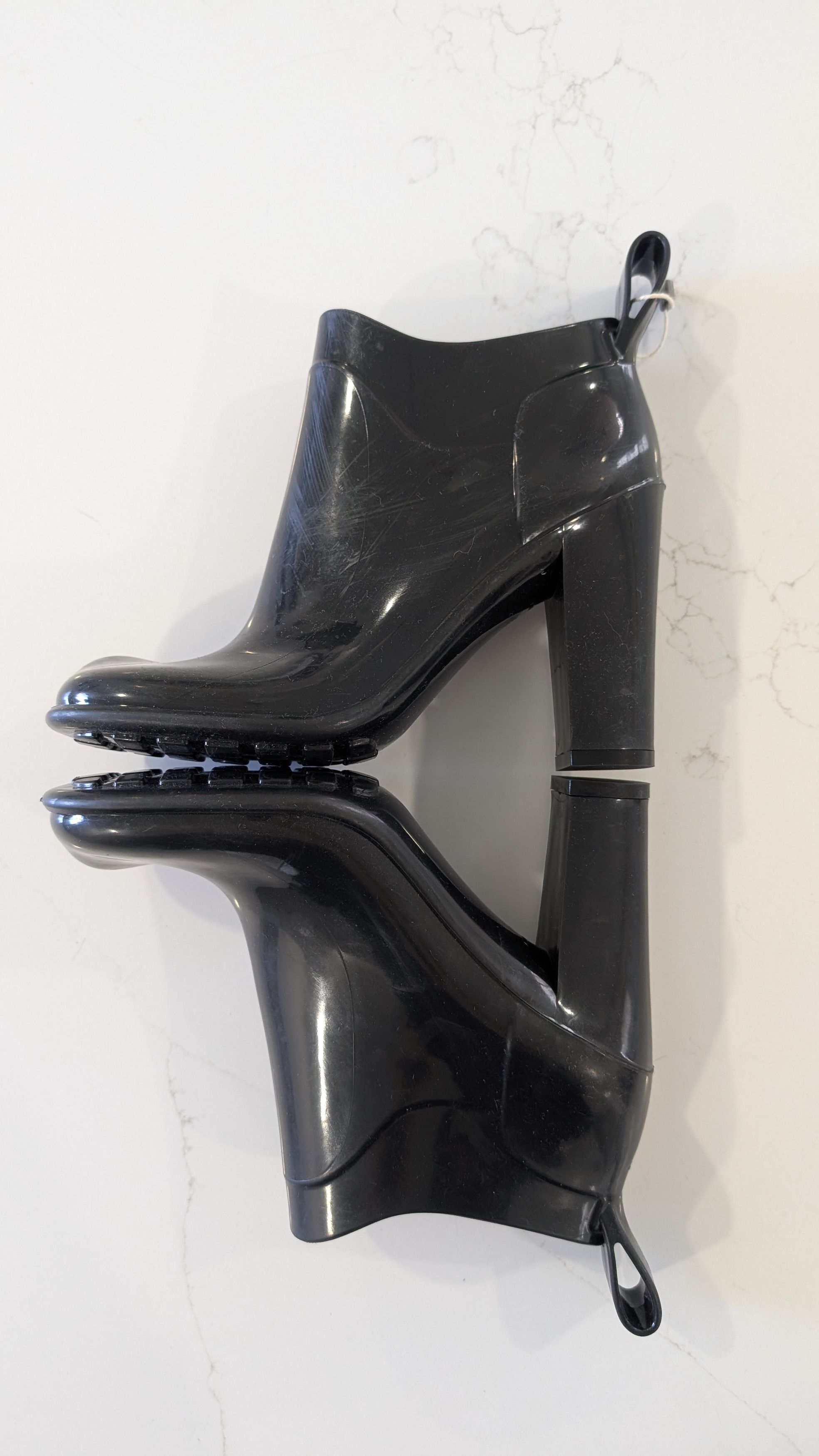 Bottega Veneta Bottega Veneta Black Shiny Rubber Shine Ankle Boots EU 36 Size US 6 / IT 36 - 8 Thumbnail