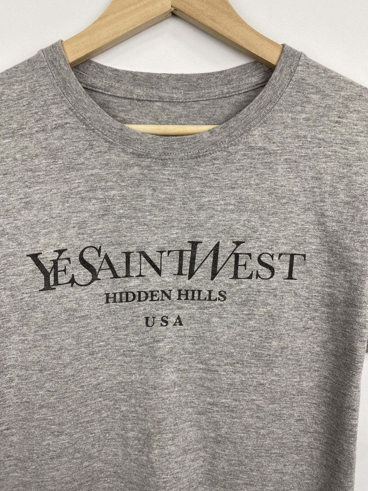Japanese Brand 🇺🇸 Ye Saint West Hidden Hills USA Kanye West Print logo Y2K Size US M / EU 48-50 / 2 - 4 Thumbnail