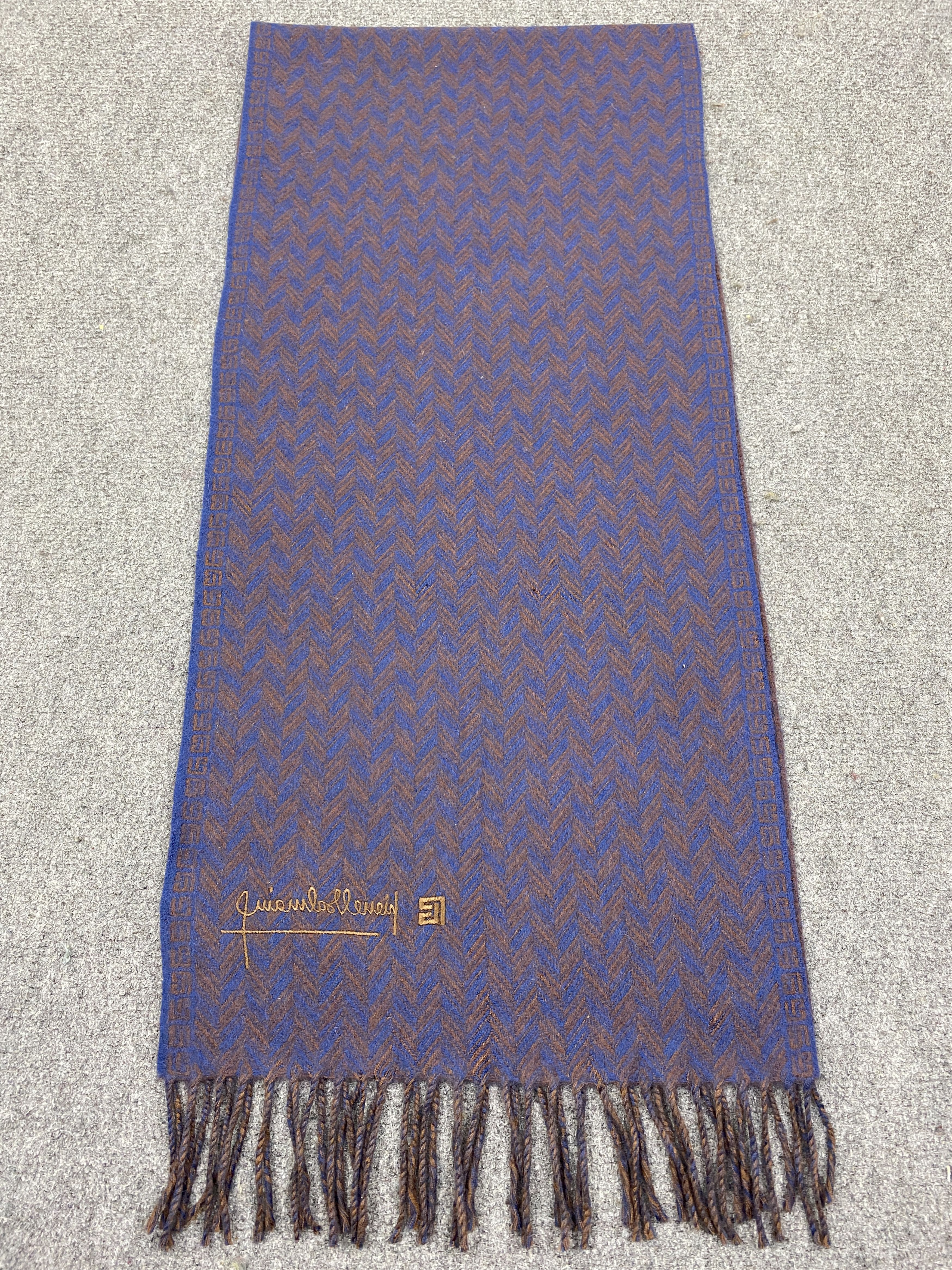 Pierre Balmain Pierre Balmain Scarf / Muffler / Neckwear SC0290 Size ONE SIZE - 5 Thumbnail