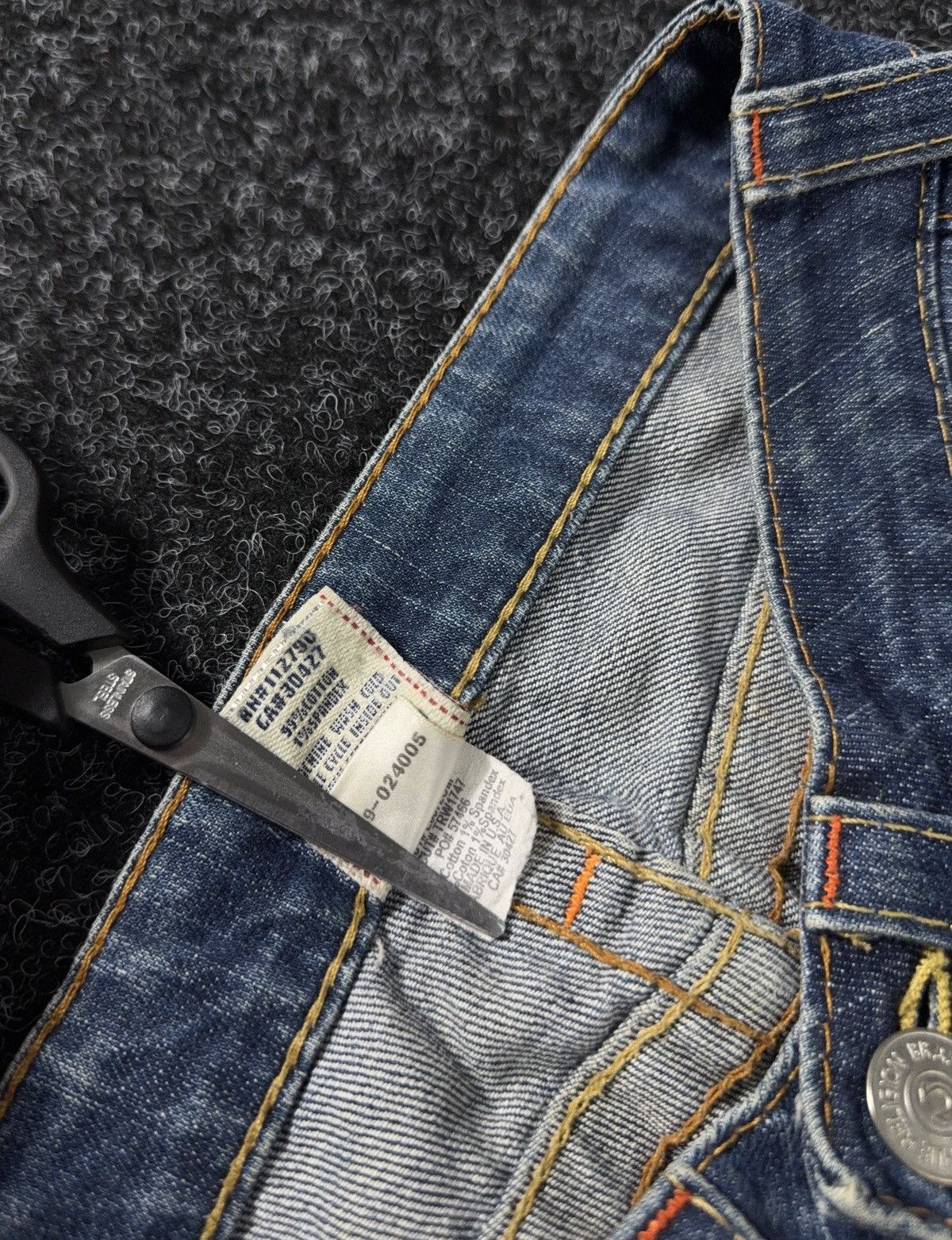 True Religion 00s True Religion USA Dirty Distressed Y2K Bootcut Jeans USA Size 25" / US 0 / IT 36 - 13 Thumbnail