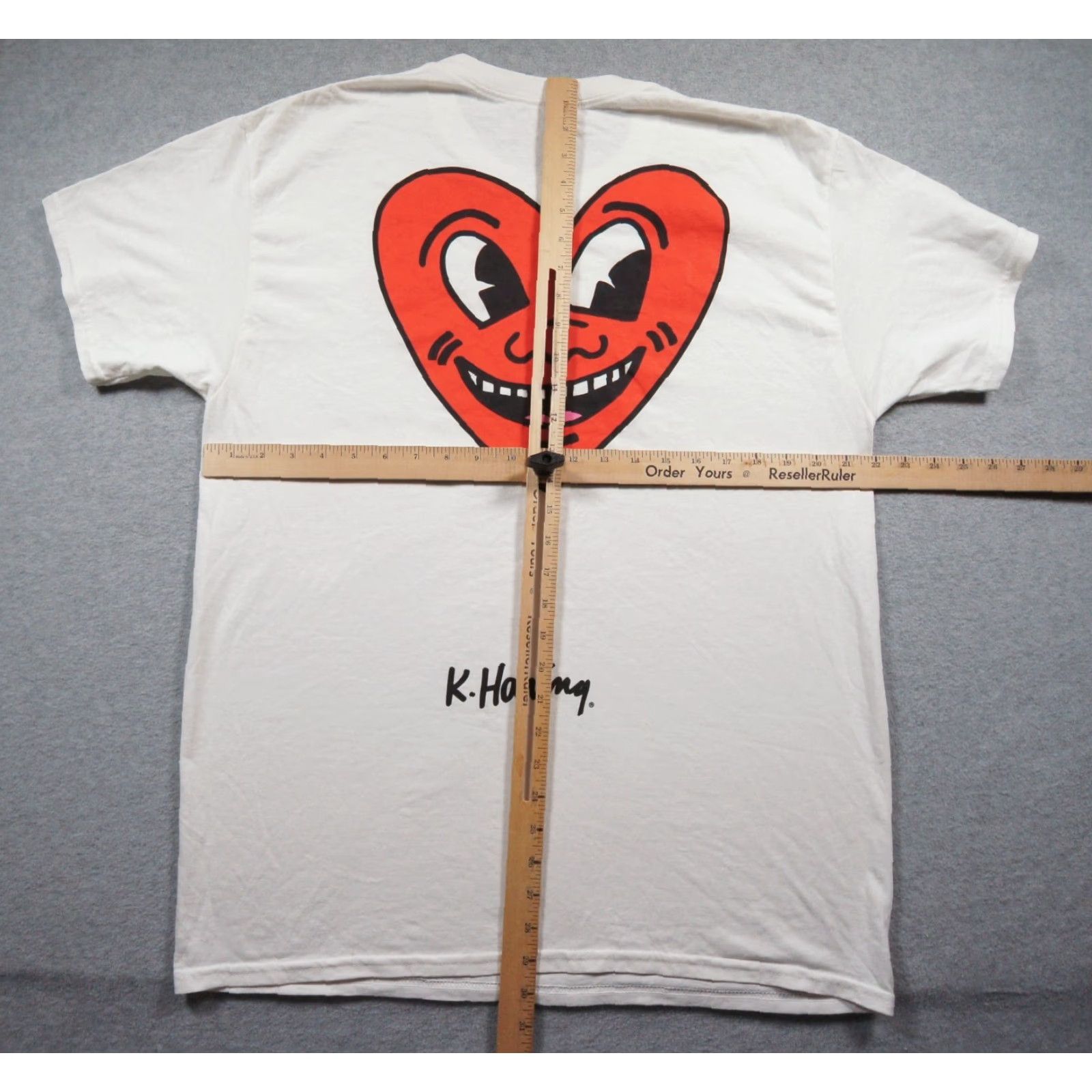 Vintage Keith Haring Shirt Mens Large White Red Heart Art Graphic Tee Streetwear NEW Size US L / EU 52-54 / 3 - 7 Thumbnail
