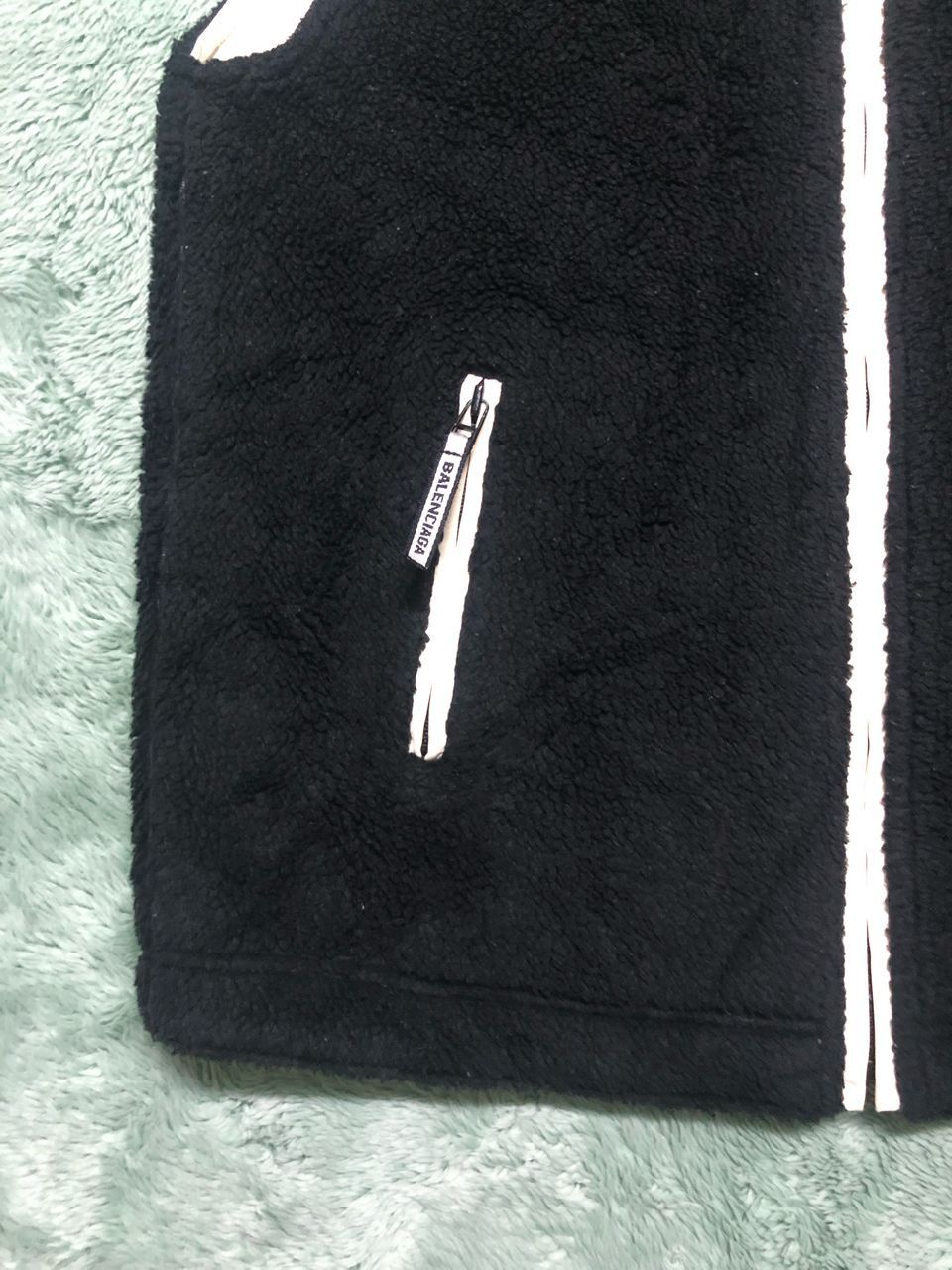 Balenciaga 90s BALENCIAGA SPORT RIVESIBLE VEST SHERPA / NYLON Size US M / EU 48-50 / 2 - 8 Thumbnail