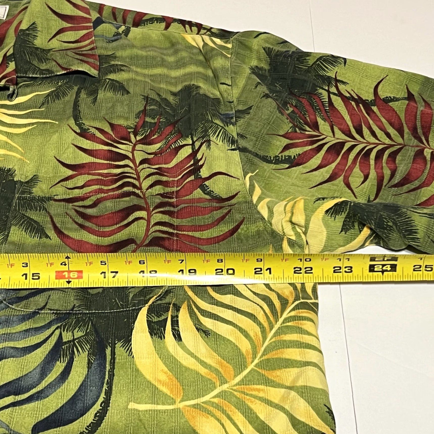 Tommy Bahama Tommy Bahama Shirt Mens Medium Floral Hawaiian Silk Beach Size US M / EU 48-50 / 2 - 6 Thumbnail