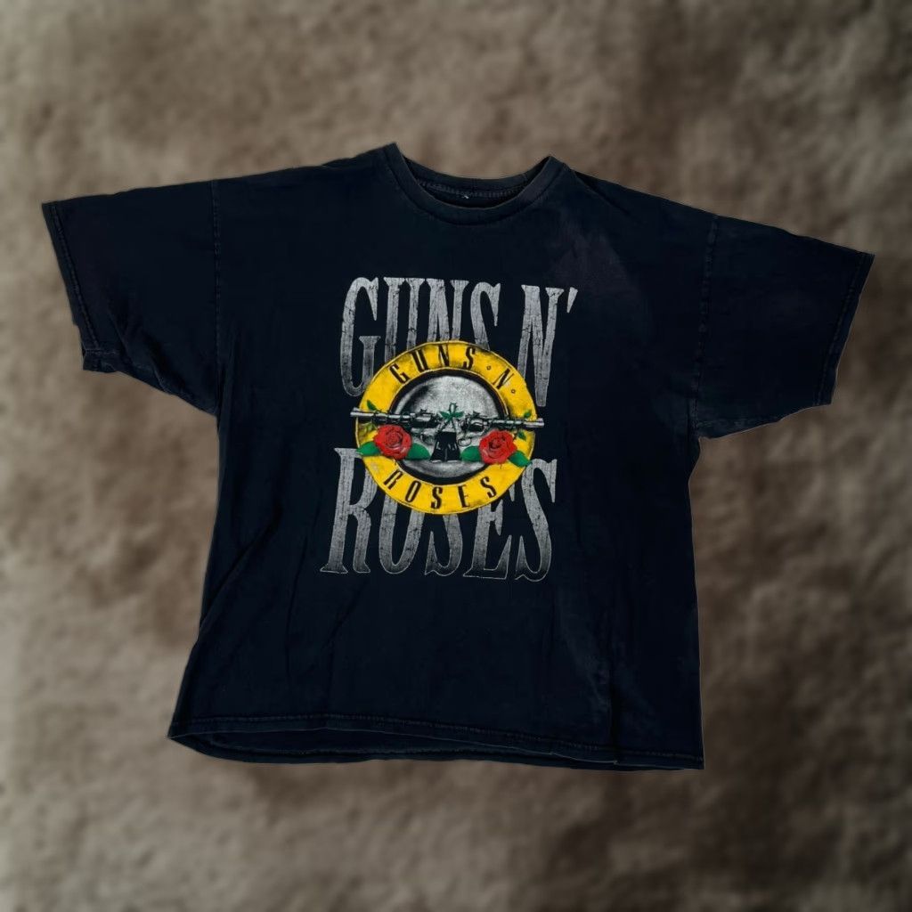 Vintage VINTAGE Guns N' Roses T-Shirt XL Black 90s Rock Music Men Short Sleeve Crew Neck Graphic Print Size US XL / EU 56 / 4 - 1 Thumbnail