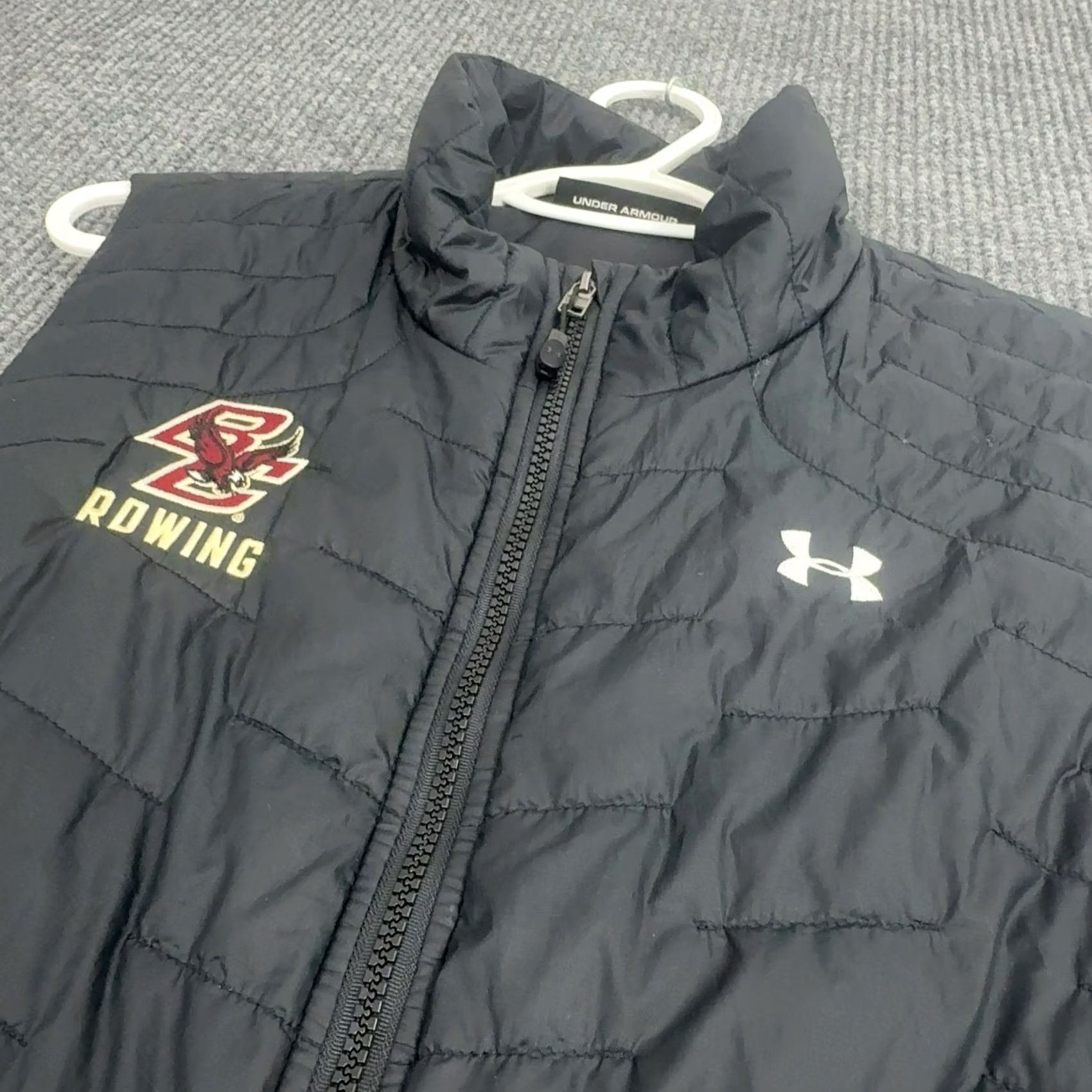 Under Armour Under Armour Boston College Vest Womens L Black Polyester Puffer Full Zip Sport Size L / US 10 / IT 46 - 3 Thumbnail