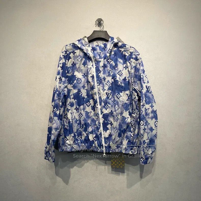 Louis Vuitton Louis Vuitton Blue ink logo zipper jacket Size US L / EU 52-54 / 3 - 6 Thumbnail
