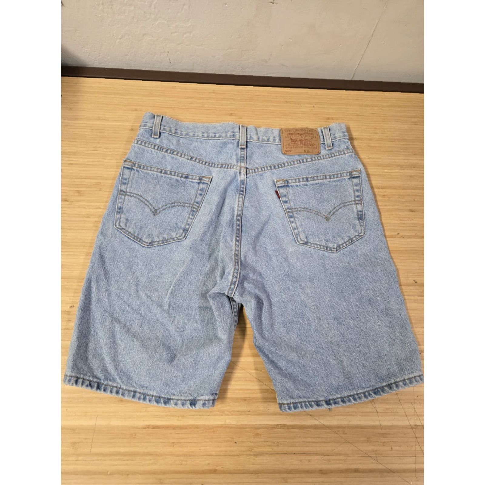 Levi's VINTAGE Levi’s 505 Denim Jean Shorts Mens Size 36 Blue 90s Y2K Distressed Pockets Button Logo Denim Cotton Mexico Regular Size US 36 / EU 52 - 5 Thumbnail