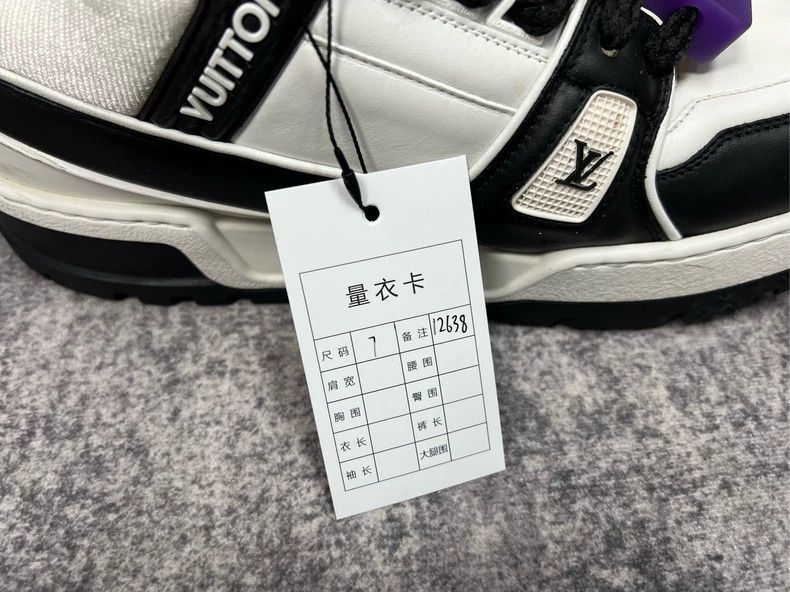 Louis Vuitton Louis Vuitton TRAINER black and white chunky board shoes Size US 7 / EU 40 - 8 Thumbnail