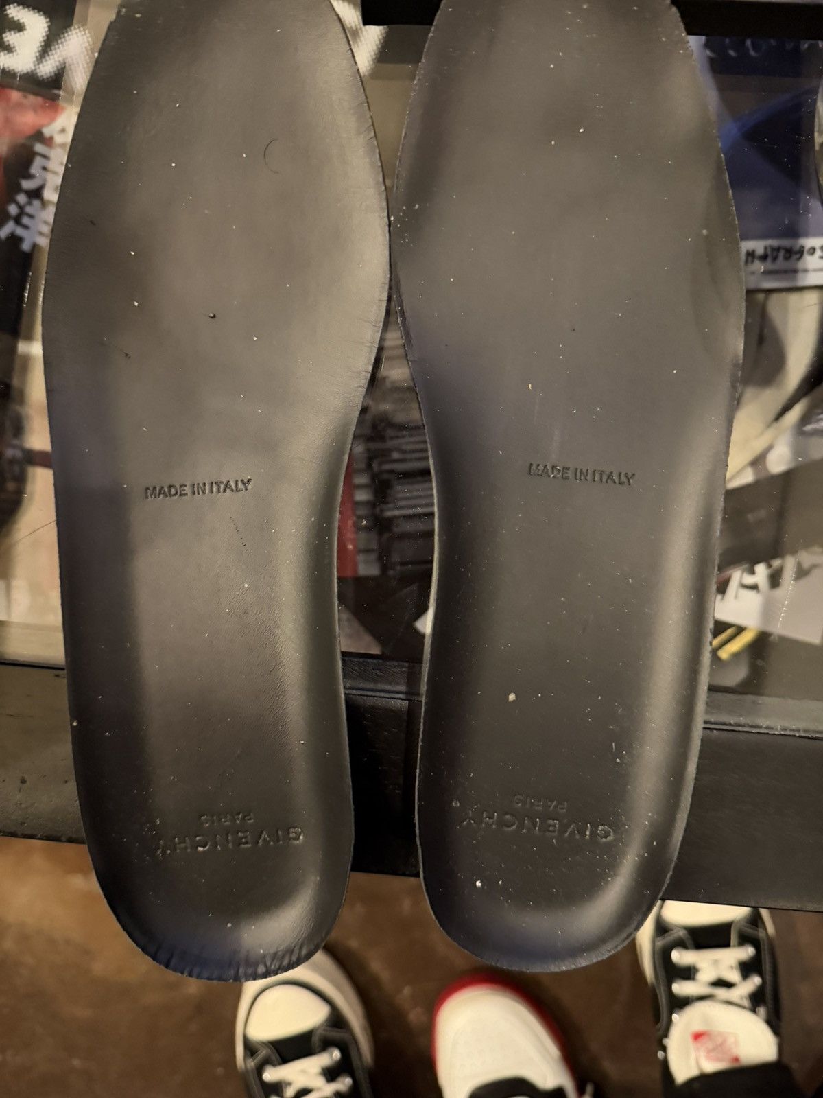 Givenchy (RARE) Givenchy Tyson Star Studded Sneakers Size US 8 / EU 41 - 8 Thumbnail