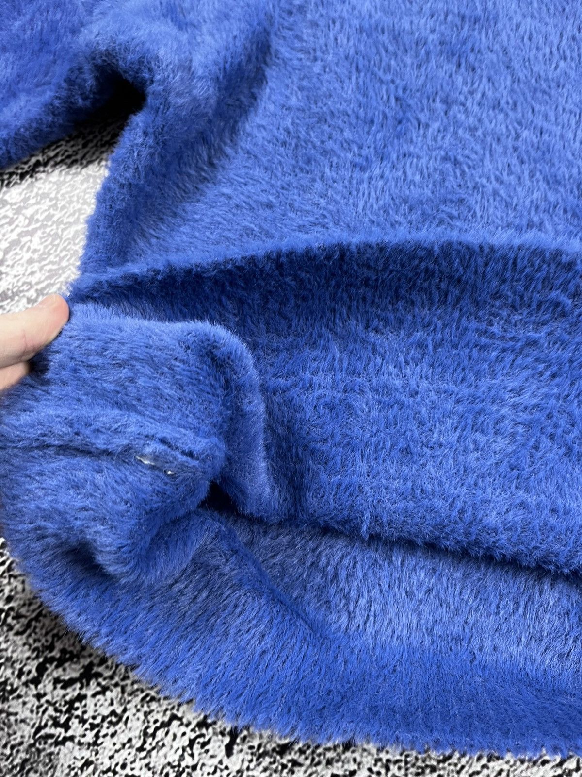 Vintage Vintage Y2K Fuzzy plush faux mohair neck sweater pullover Size M / US 6-8 / IT 42-44 - 6 Thumbnail