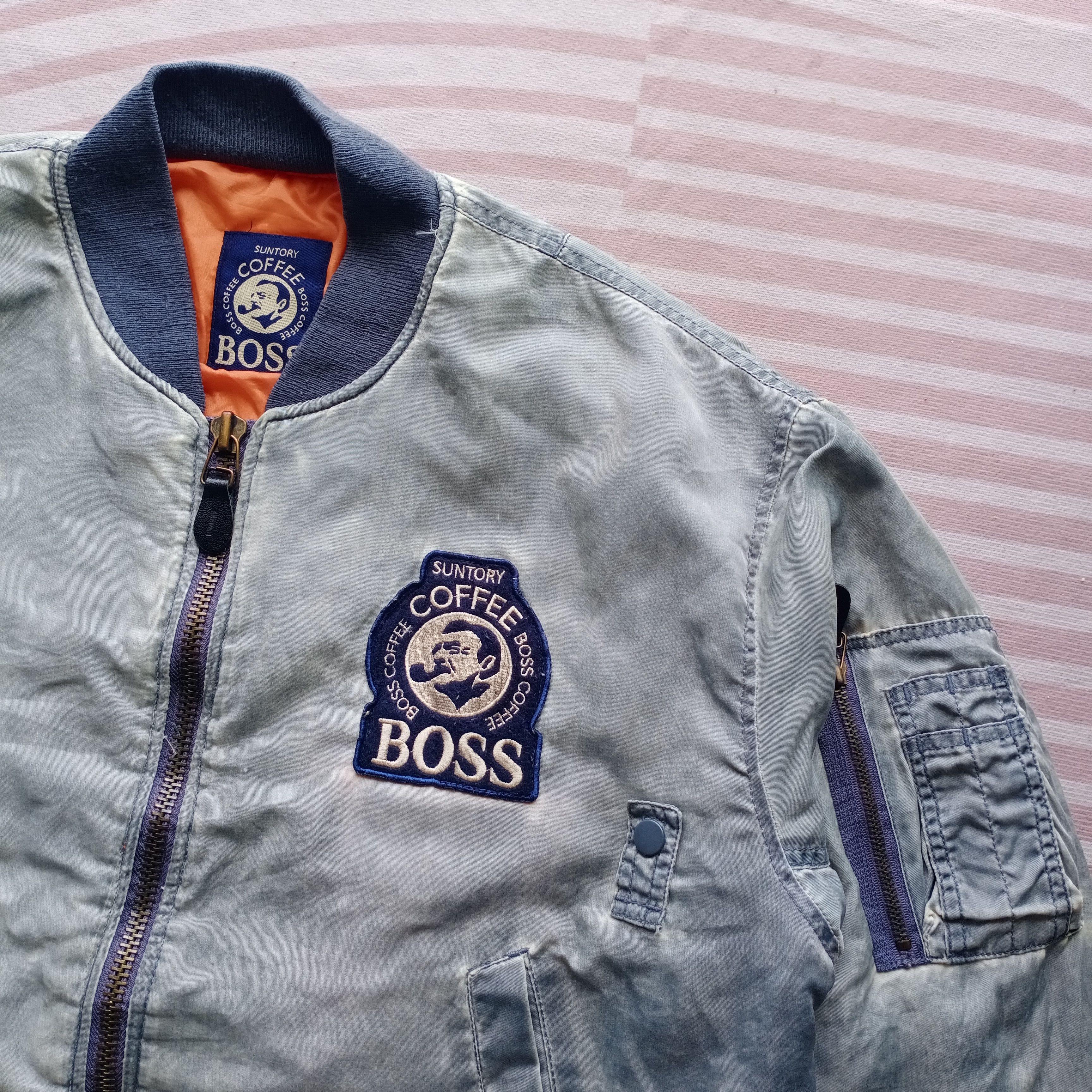 Vintage Vintage Suntory Boss Coffee Sun Faded Ma-1 Bomber Jacket Size US XL / EU 56 / 4 - 3 Thumbnail