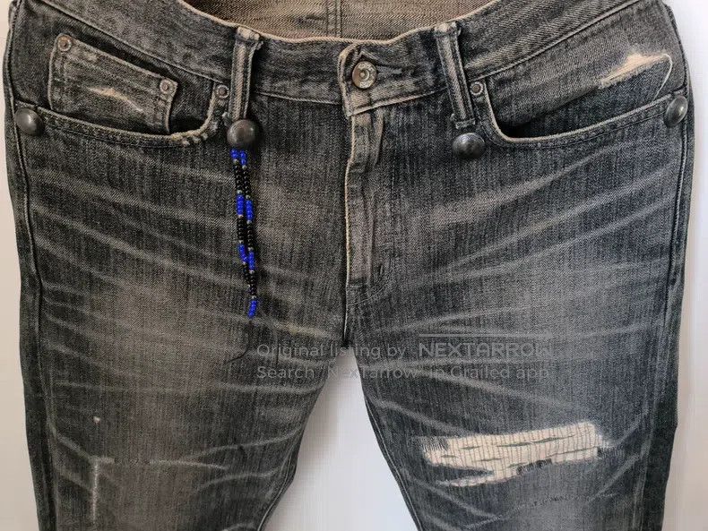 Neighborhood Neighborhood size M Distressed Washed Jeans Size US 27 - 4 Thumbnail