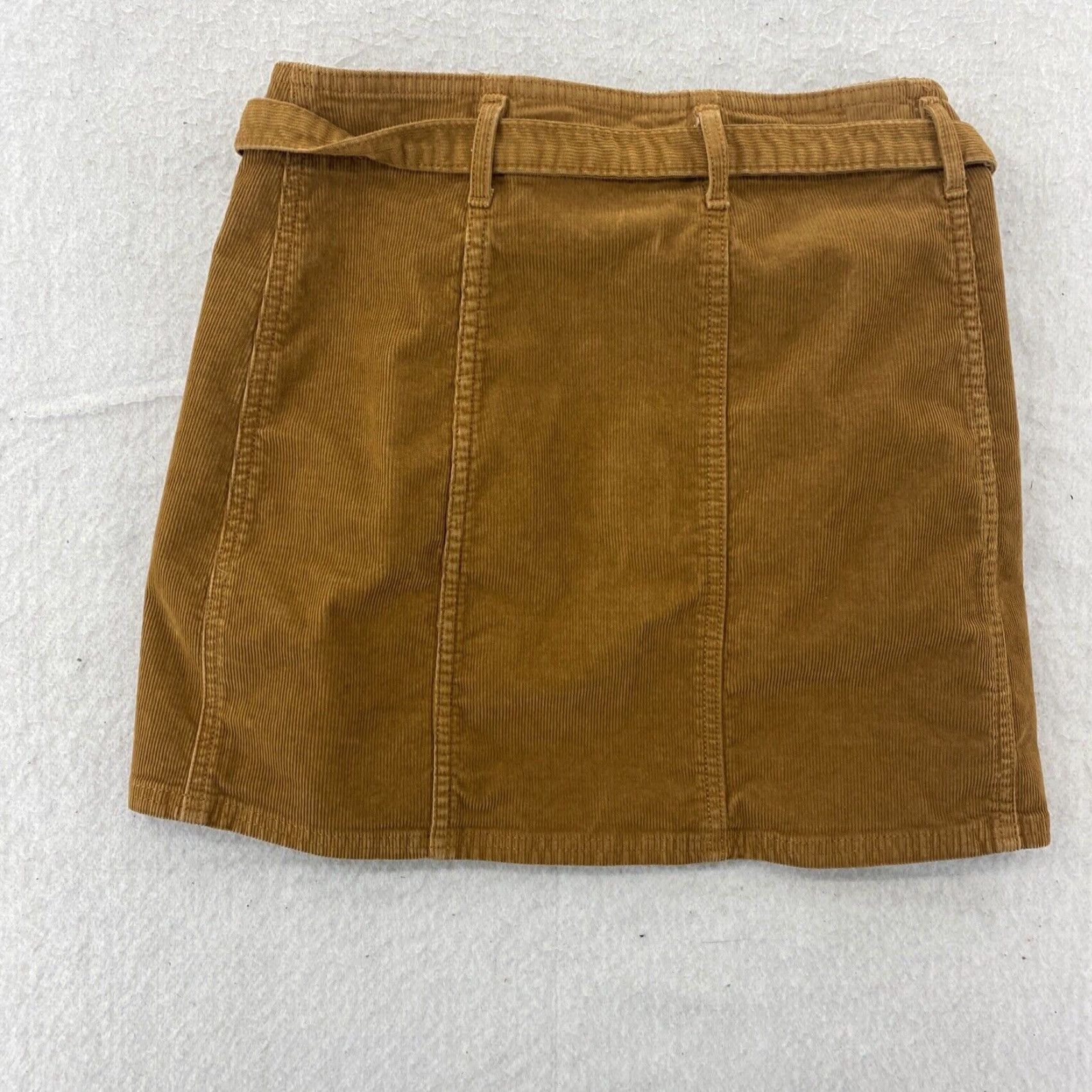 American Eagle Outfitters AMERICAN EAGLE OUTFITTERS Women's A-LINE CORDUROY SKIRT Size 4 Camel Brown - 90s Preppy Vibe, Short Length, Button Closure, Lined, Dark Wash Size 27" / US 4 / IT 40 - 6 Thumbnail