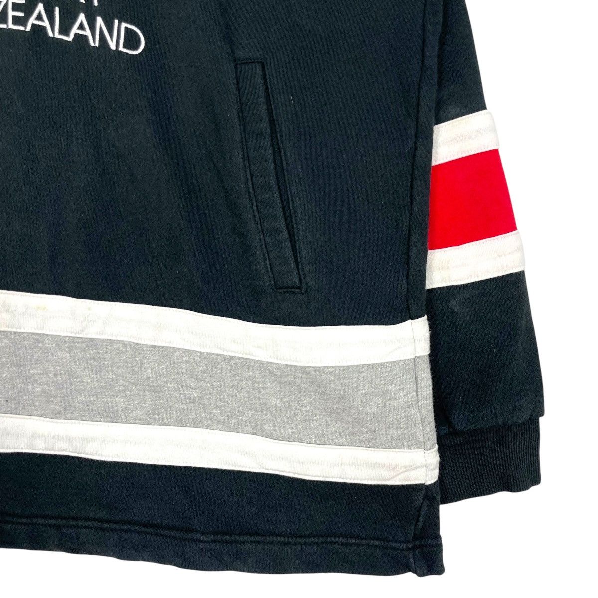 Canterbury of New Zealand Vintage Canterbury Of New Zealand Embroidery Logo Sweatshirt Size US L / EU 52-54 / 3 - 5 Thumbnail