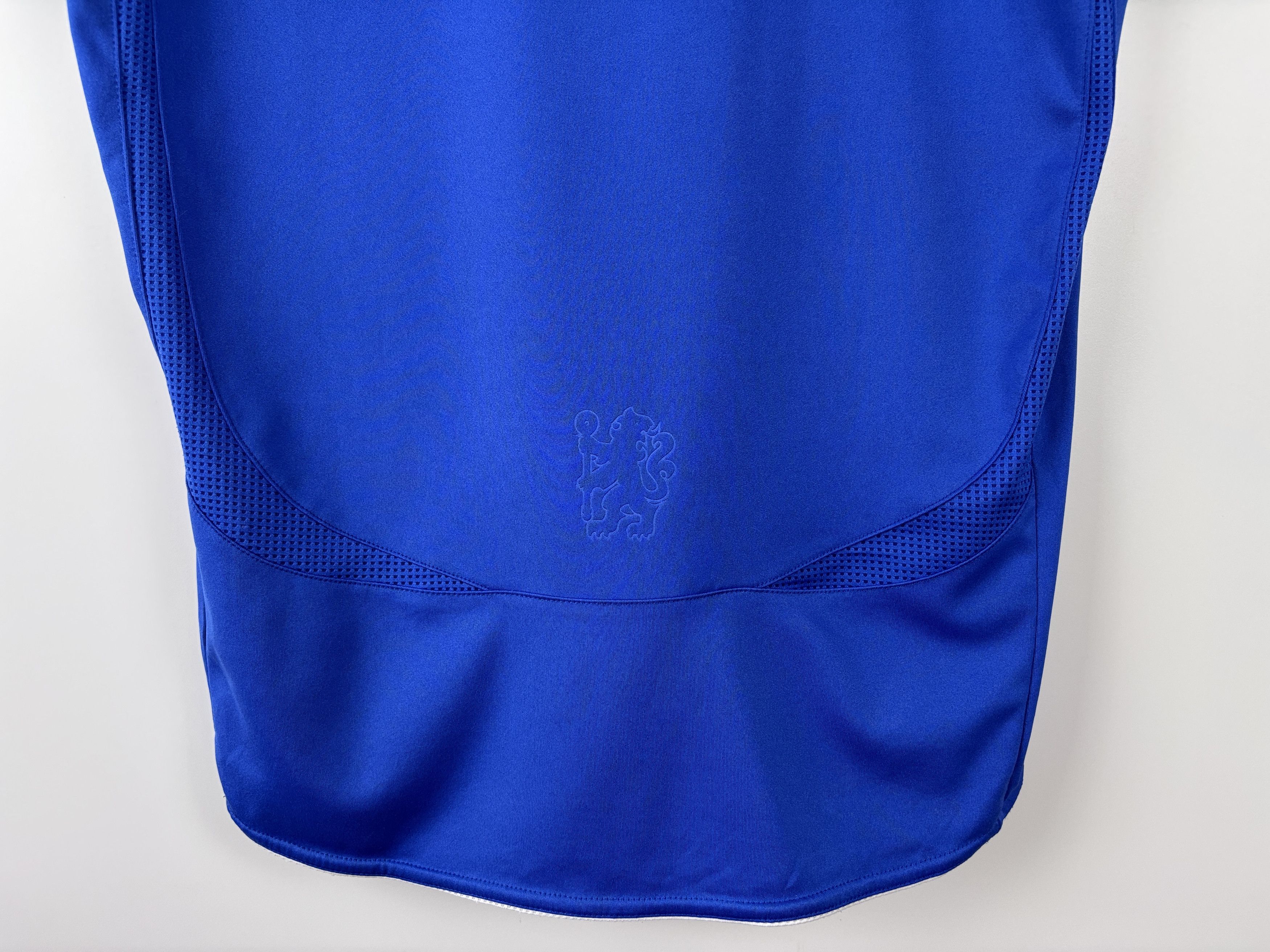 Adidas × Chelsea Soccer Chelsea 2006-08 Home Football Shirt Adidas Jersey Size S Size US S / EU 44-46 / 1 - 11 Thumbnail