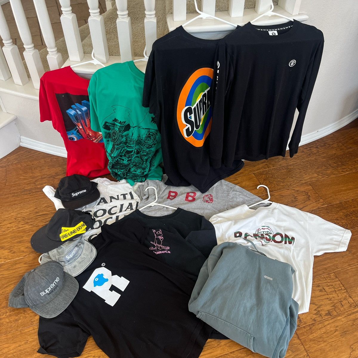Supreme Streetwear Bundle Size US M / EU 48-50 / 2 - 1 Thumbnail