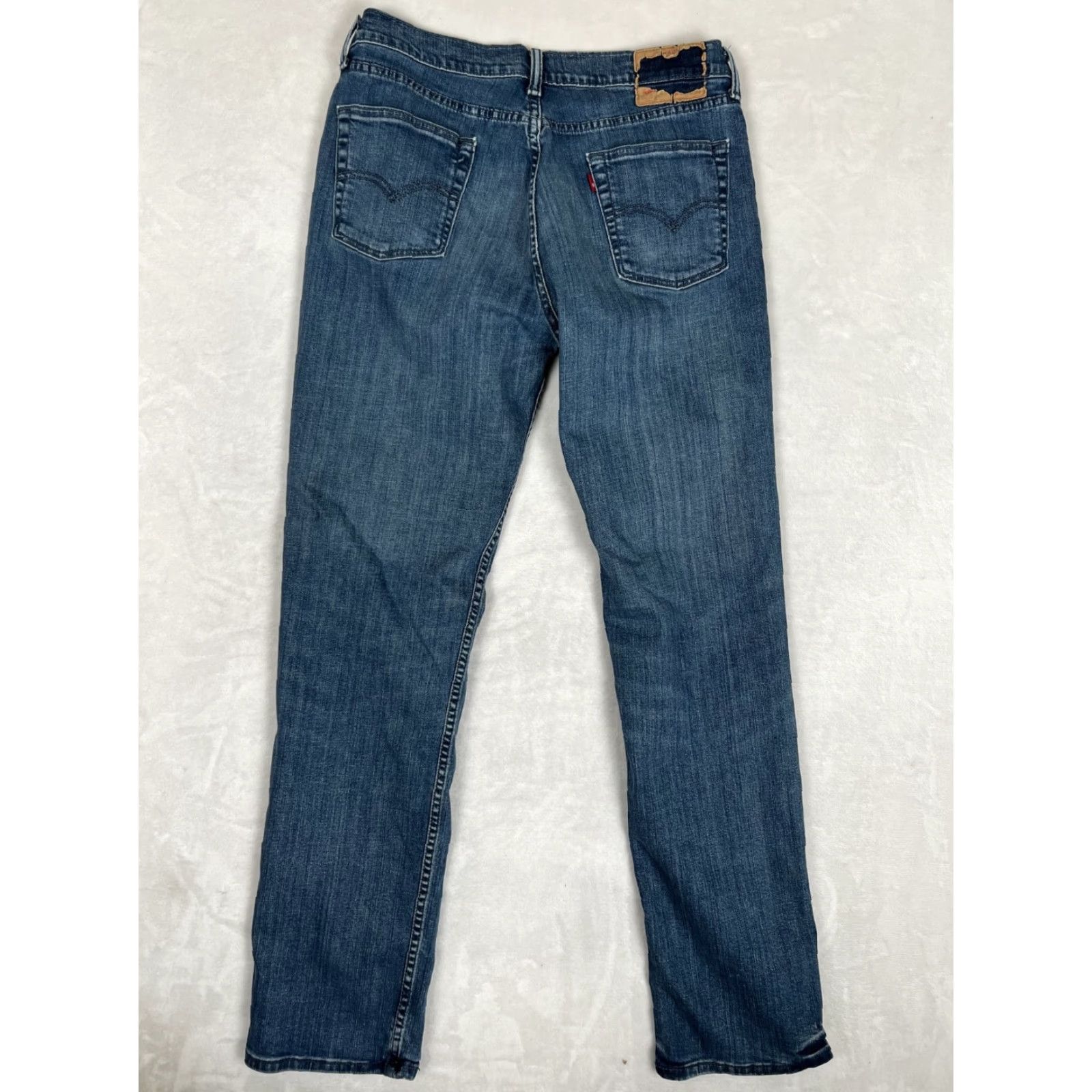 Levi's VINTAGE Levi's 514 Jeans Slim Straight Denim 34x34 Blue Men Regular 5-Pocket Inseam 30in 34 in Waist Levi's 500 Series Model Size US 29 - 7 Thumbnail
