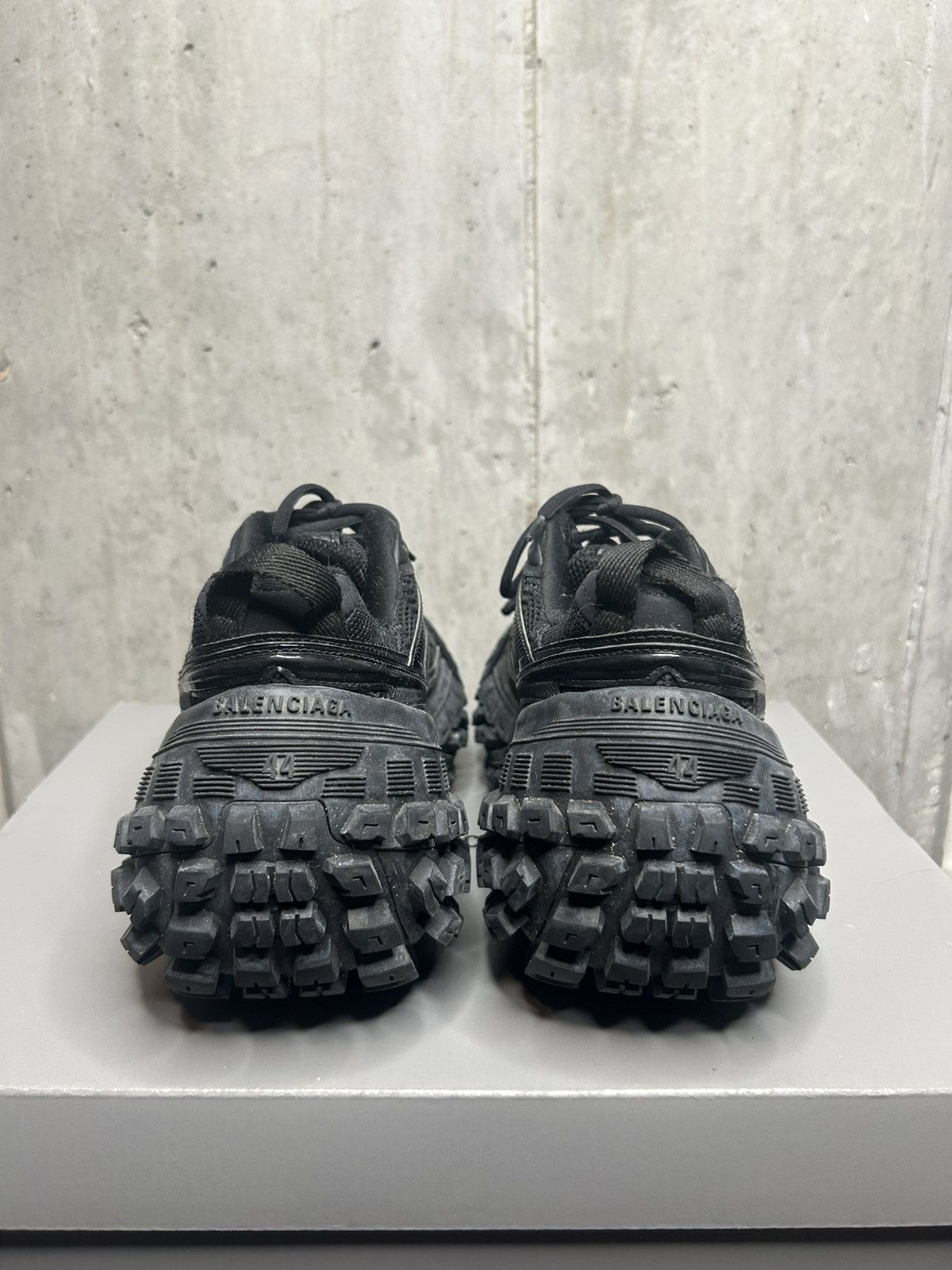 Balenciaga Balenciaga Defender Sneakers Size US 11 / EU 44 - 4 Thumbnail