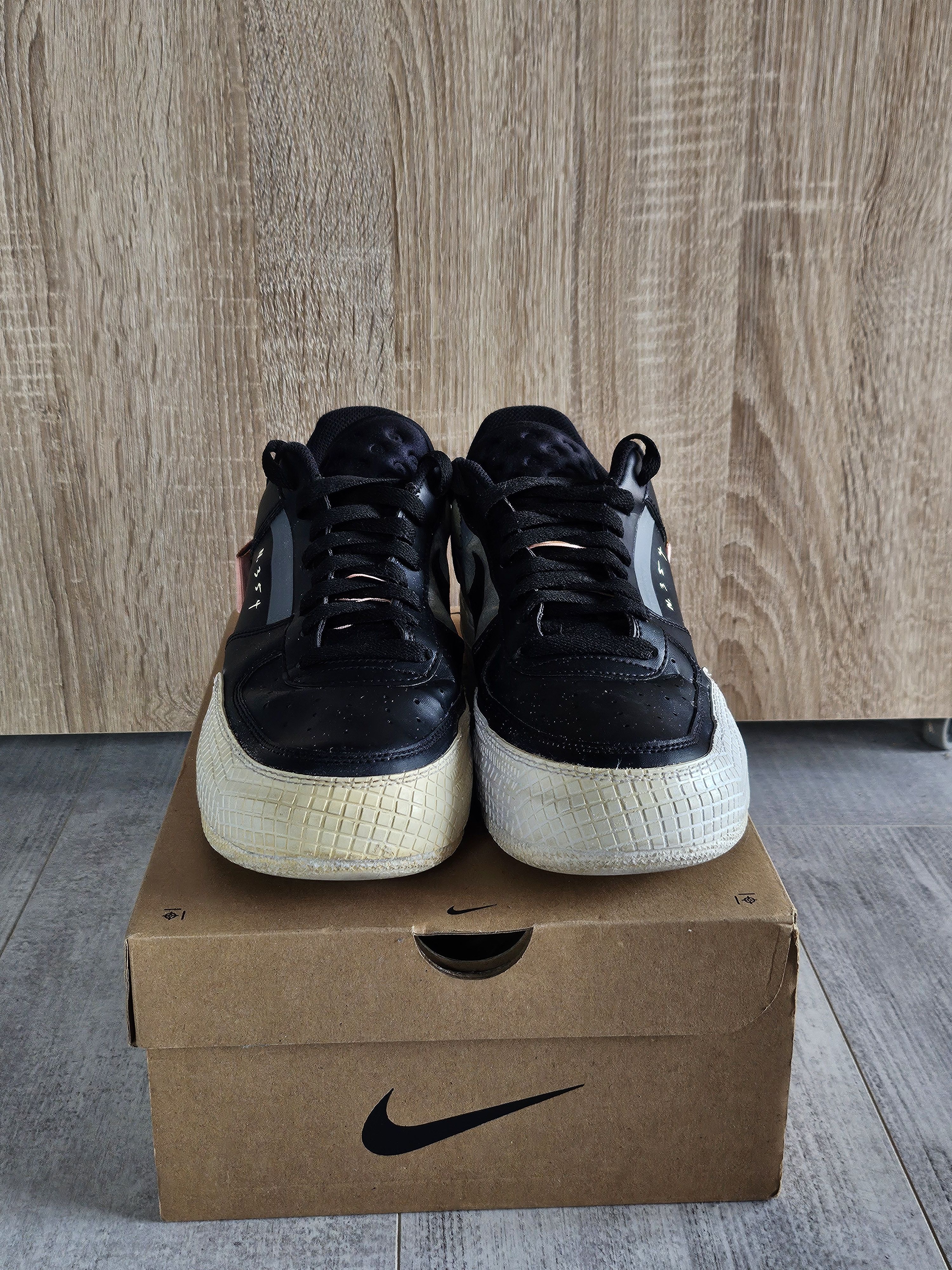 Nike Nike Air Force 1 Type Size US 10.5 / EU 43-44 - 2 Thumbnail