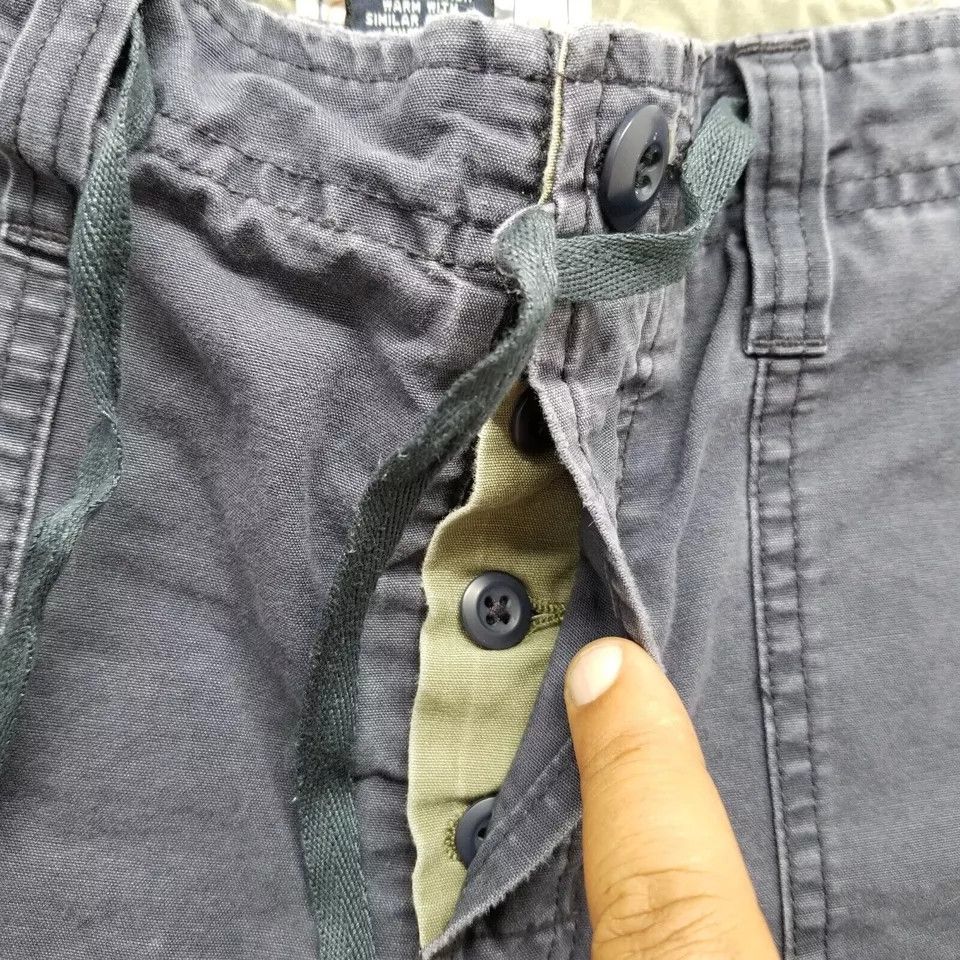 Abercrombie & Fitch Abercrombie & Fitch Shorts Womens Medium Pockets Buttons Size 34" / US 12 / IT 48 - 3 Thumbnail