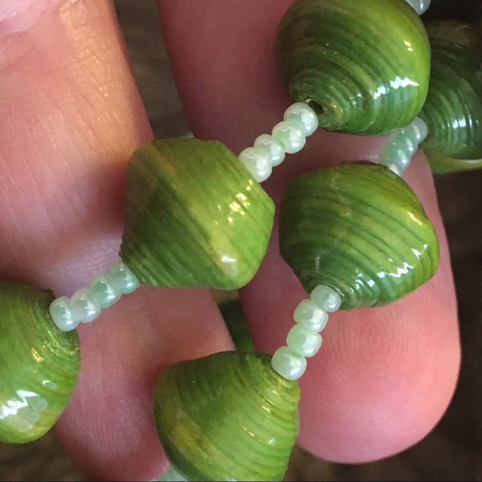 Handmade Handmade resin coated paper bead necklace Size ONE SIZE - 6 Thumbnail