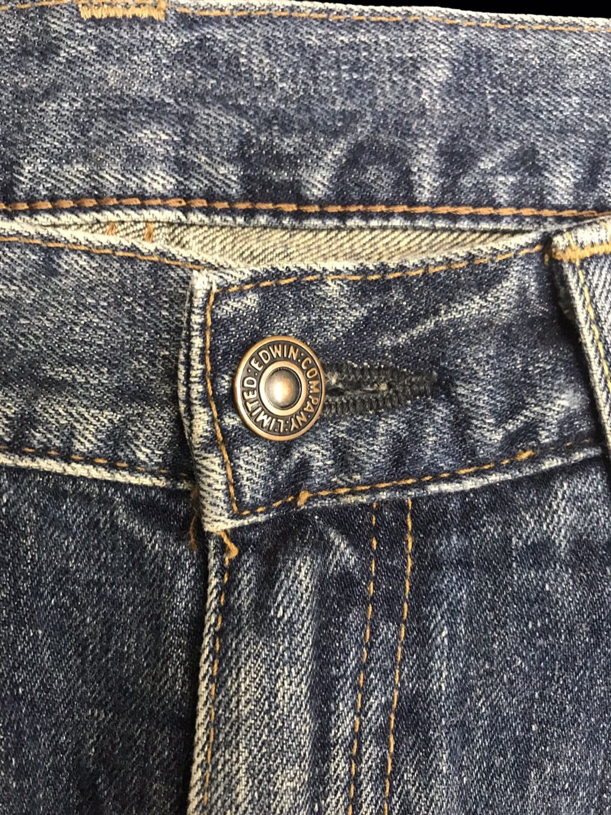 Edwin Flare🔥Edwin Flare Stylish Whiskers Jeans F20 Size US 31 - 6 Thumbnail