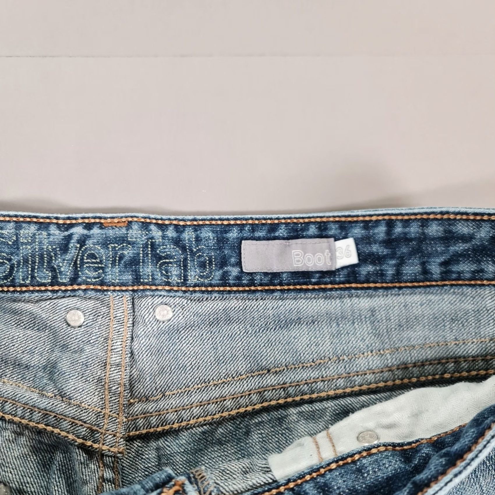 Levi's VINTAGE Levi's Silvertab Bootcut Jeans Blue Denim W36 L32 Men Regular 5-Pocket Zip Fly Distressed 100% Cotton Jeans Mens Back to Y2K Size US 36 / EU 52 - 5 Thumbnail