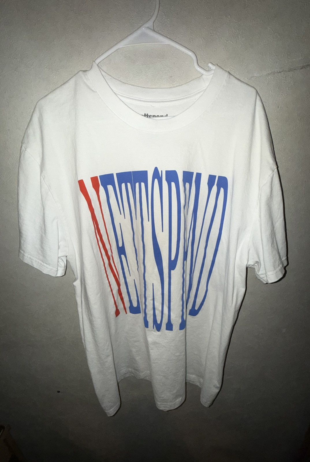 Vans NETTSPEND Vans Tour T-shirt | Grailed