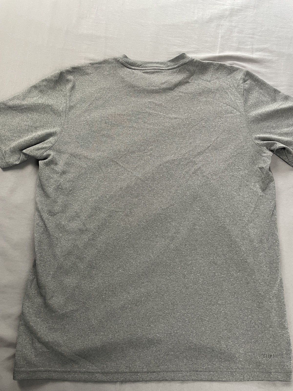 Under Armour Men Medium Adidas AEROREADY Training Shirt Gray Size US M / EU 48-50 / 2 - 4 Thumbnail