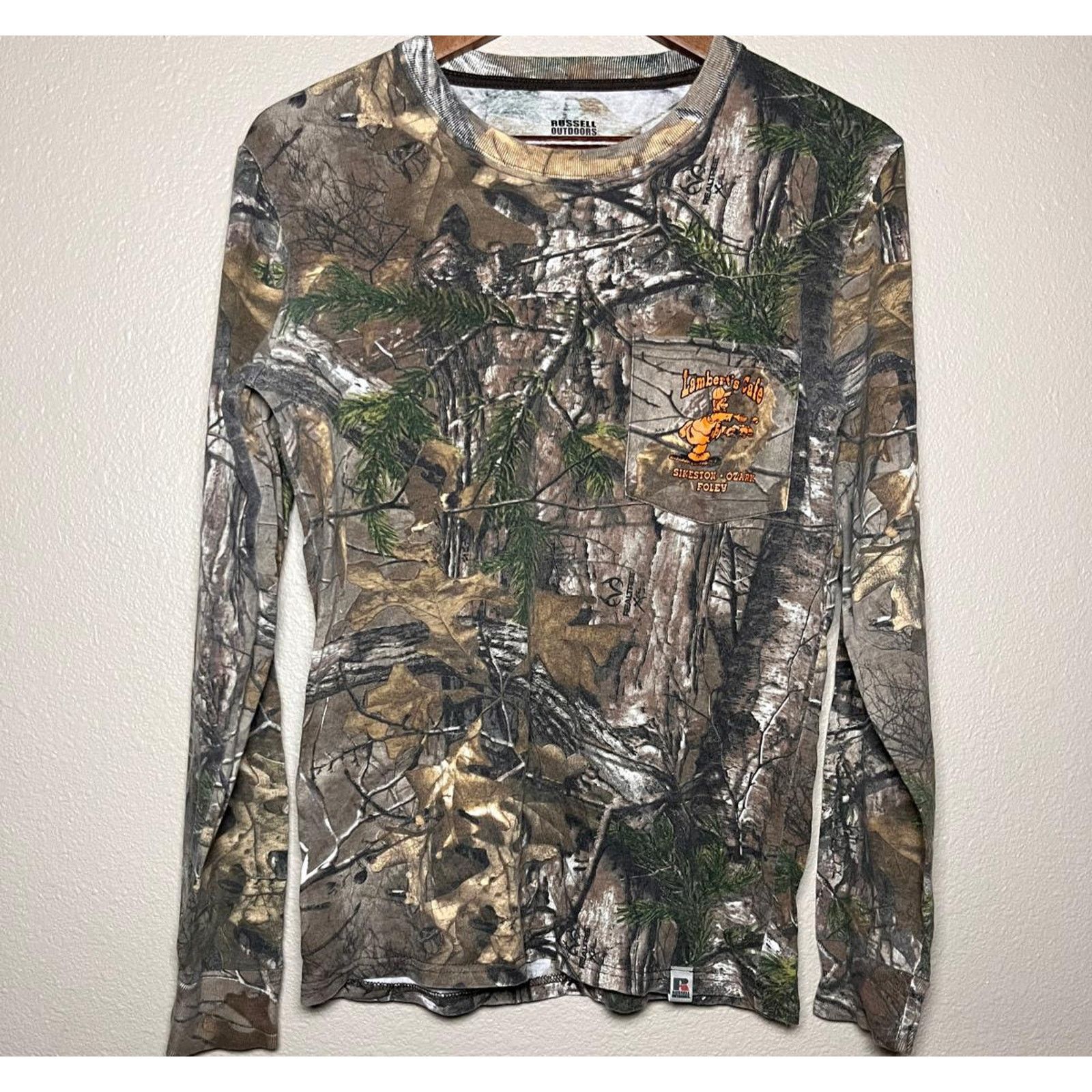 Other 🦌 Russell Outdoors Camo Long Sleeve Tee – Size S Size US S / EU 44-46 / 1 - 1 Thumbnail