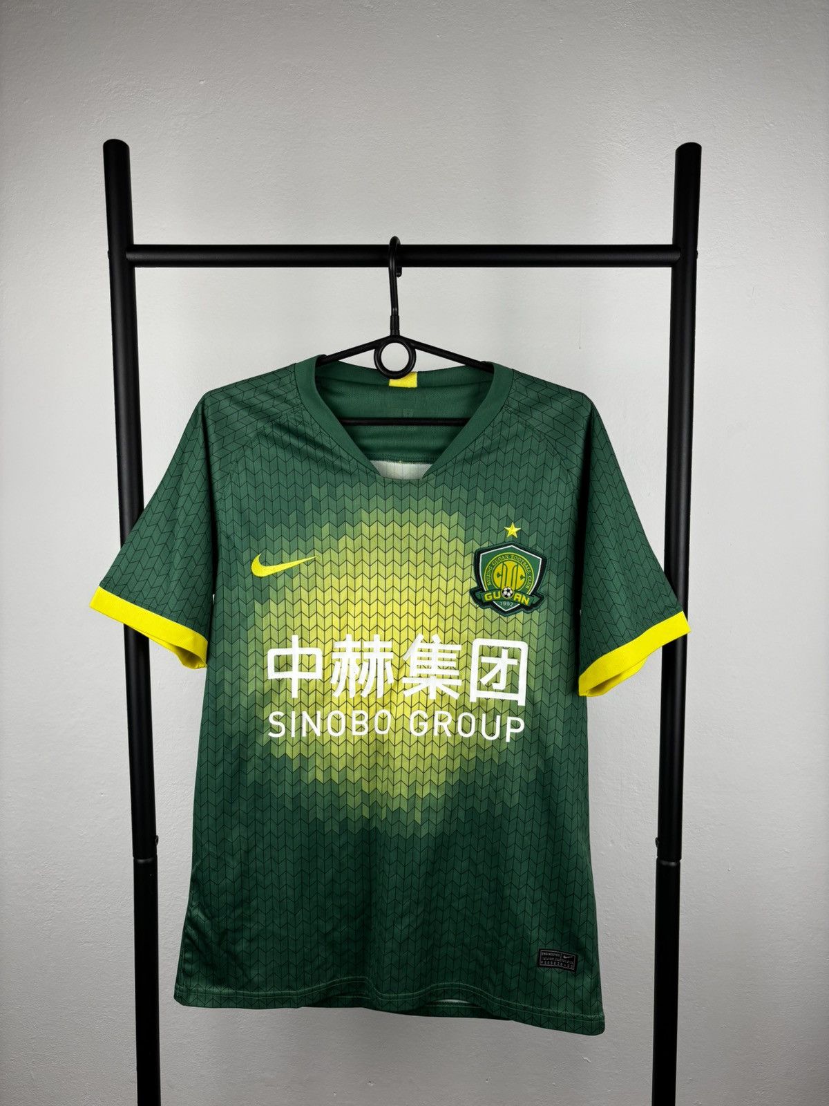 Vintage Nike x Beijing Guoan home 20-21 jersey Size US S / EU 44-46 / 1 - 1 Thumbnail