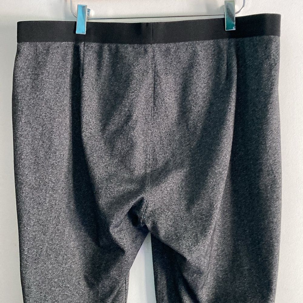 Eileen Fisher Eileen Fisher Herringbone Pull On Pants Size L Gray Print Size 31" - 12 Thumbnail