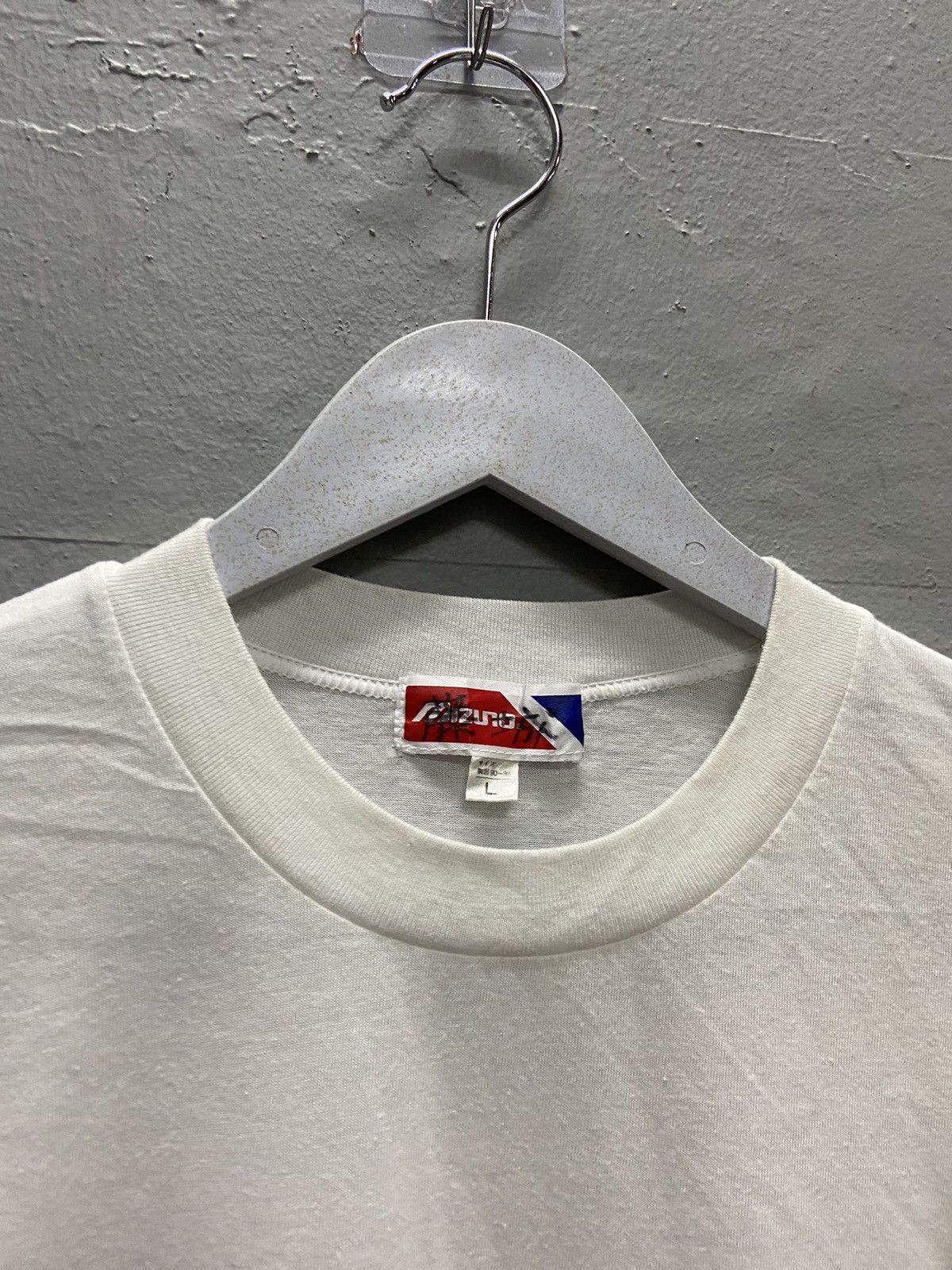 Mizuno VINTAGE MIZUNO WORLD BOYS BASEBALL CHAMPIONSHIP 1995 TEE Size US M / EU 48-50 / 2 - 5 Thumbnail