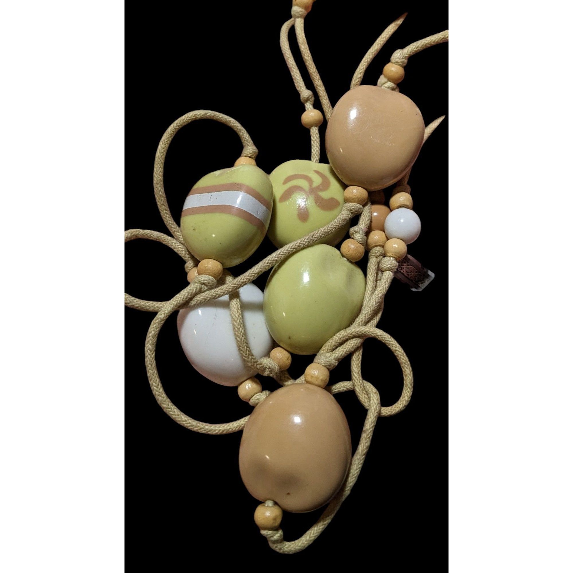 Other Vintage Floral Yellow Kukui Nut Necklace Size ONE SIZE - 4 Thumbnail