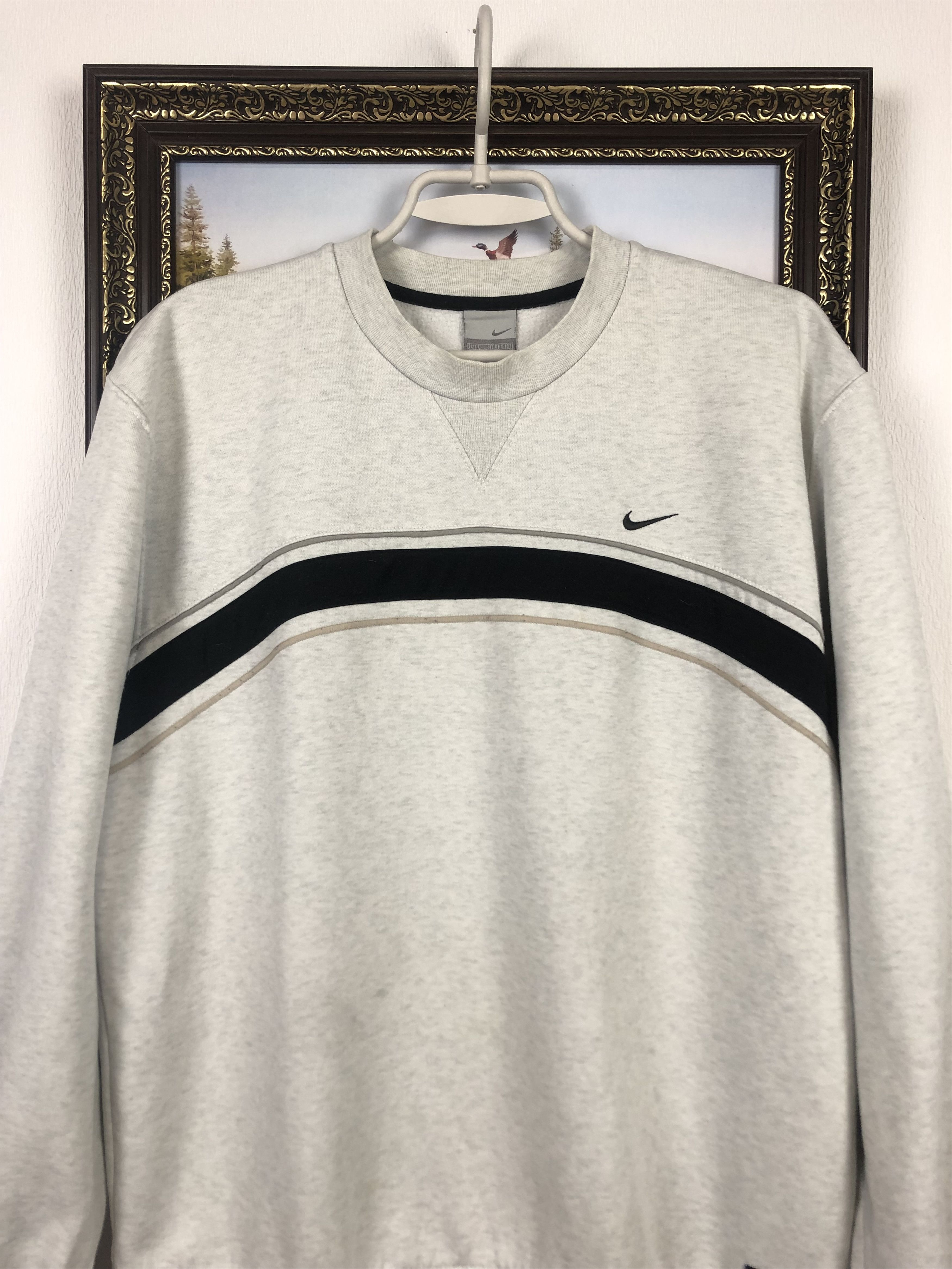 Nike Vintage Nike Sweatshirt Big Logo Swoosh Rare Hype Size US L / EU 52-54 / 3 - 5 Thumbnail