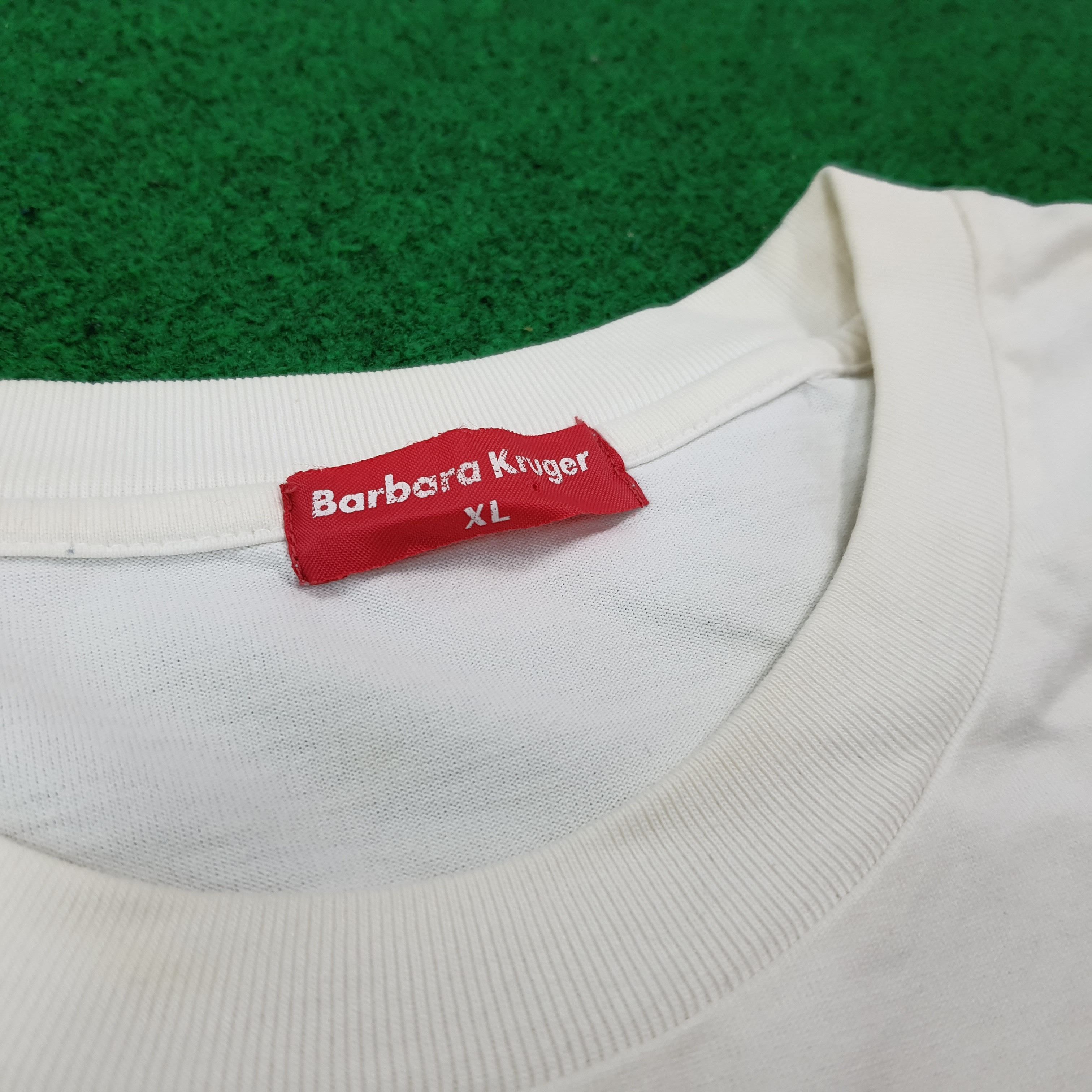Barbara Kruger Vintage Barbara Kruger Art Streetwear Graphic Tee C276N30 Size US XL / EU 56 / 4 - 5 Thumbnail