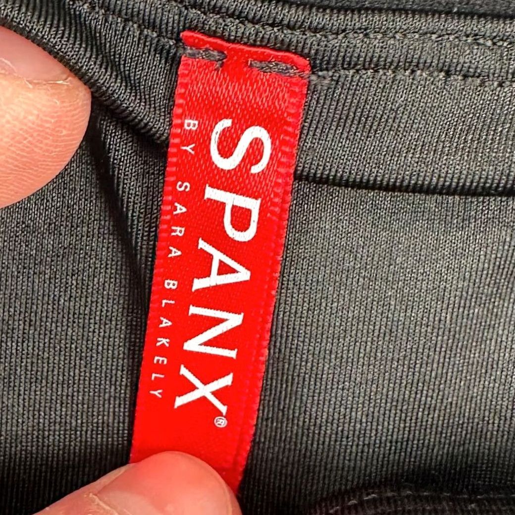 Spanx Spanx Cropped Leggings Womens 1X Plus Black Pull On Skinny Stretch Activewear Size 40" / US 18 - 3 Thumbnail