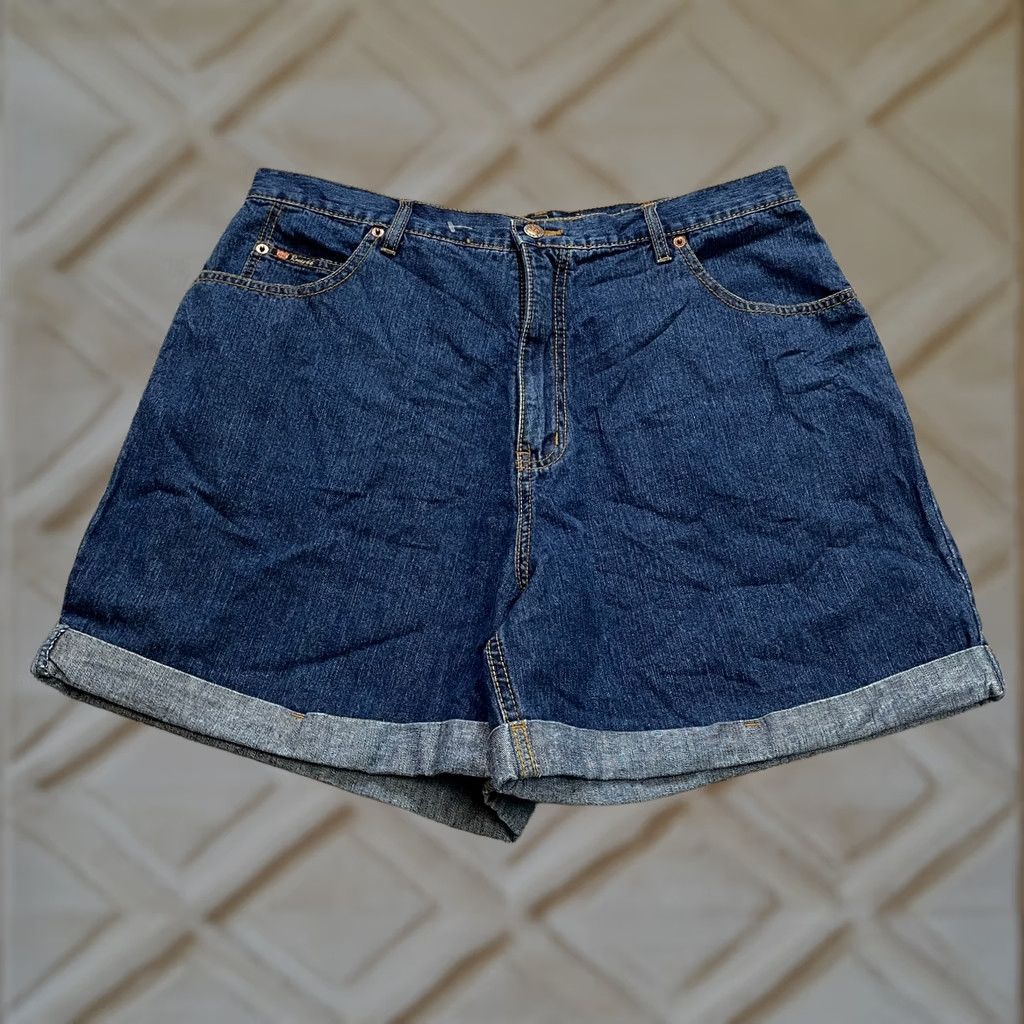 Route 66 Route 66 Bermuda Jean Shorts Womens 17 / 18 Blue Denim Dark Wash Rolled Leg NWT - Activewear Size 40" / US 18 - 1 Thumbnail