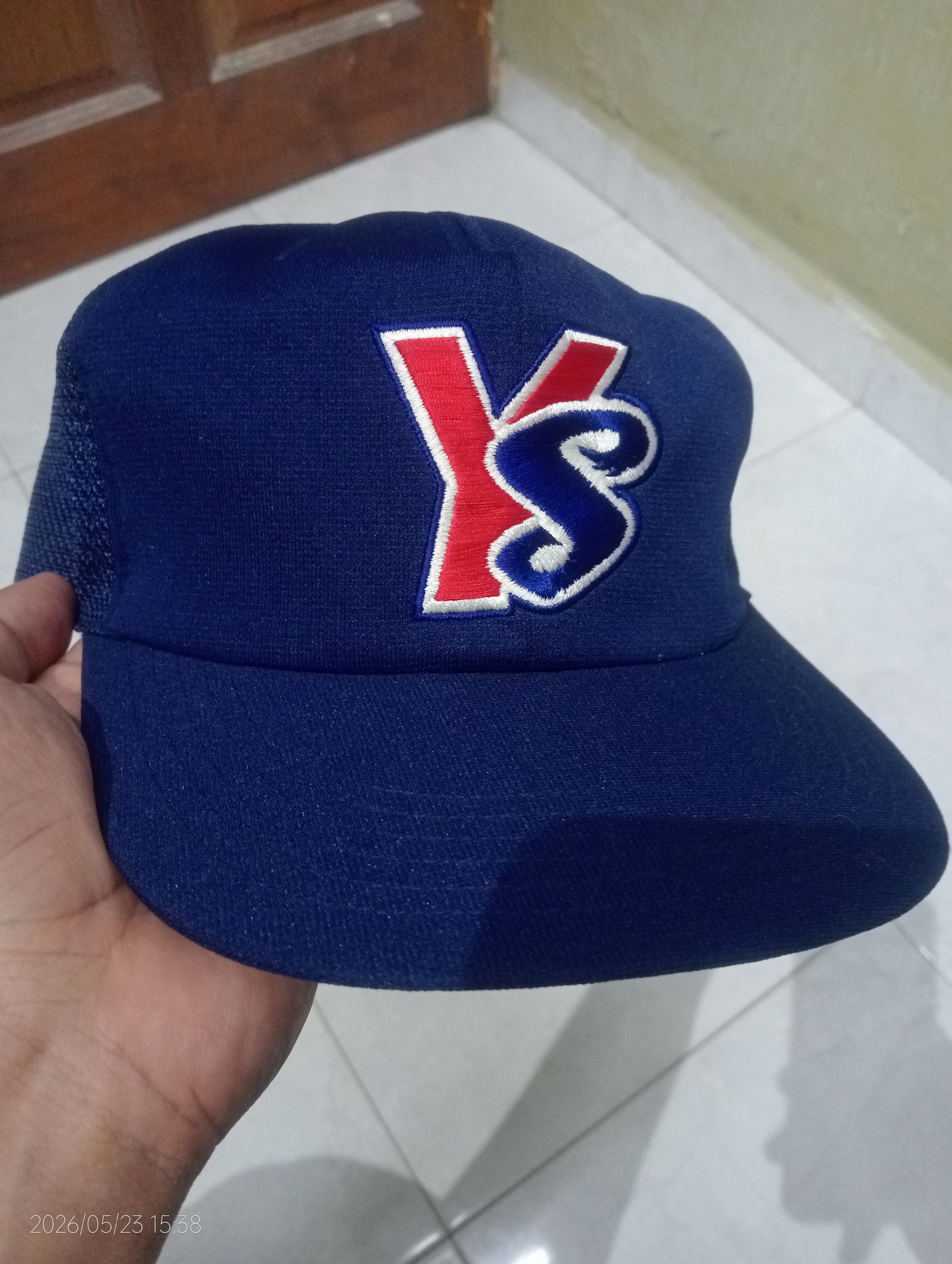 Japanese Brand Vintage '80s Yakult Swallows Embroidery Trucker Hat Size ONE SIZE - 1 Thumbnail