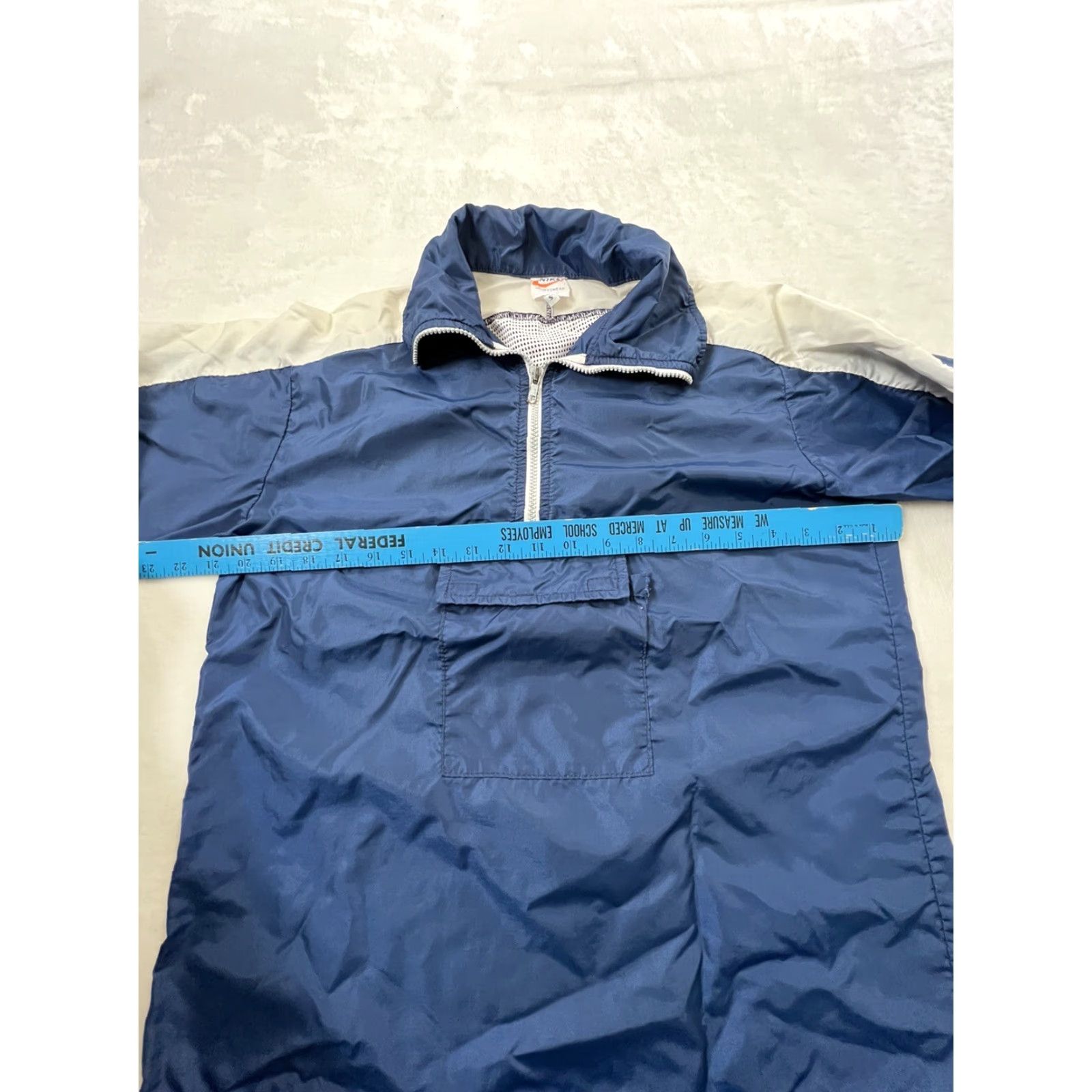 Nike VINTAGE Nike Windbreaker Jacket Nike Air Blue White 80s Windbreaker Mens S Blue Striped Zip Jacket Size US S / EU 44-46 / 1 - 6 Thumbnail