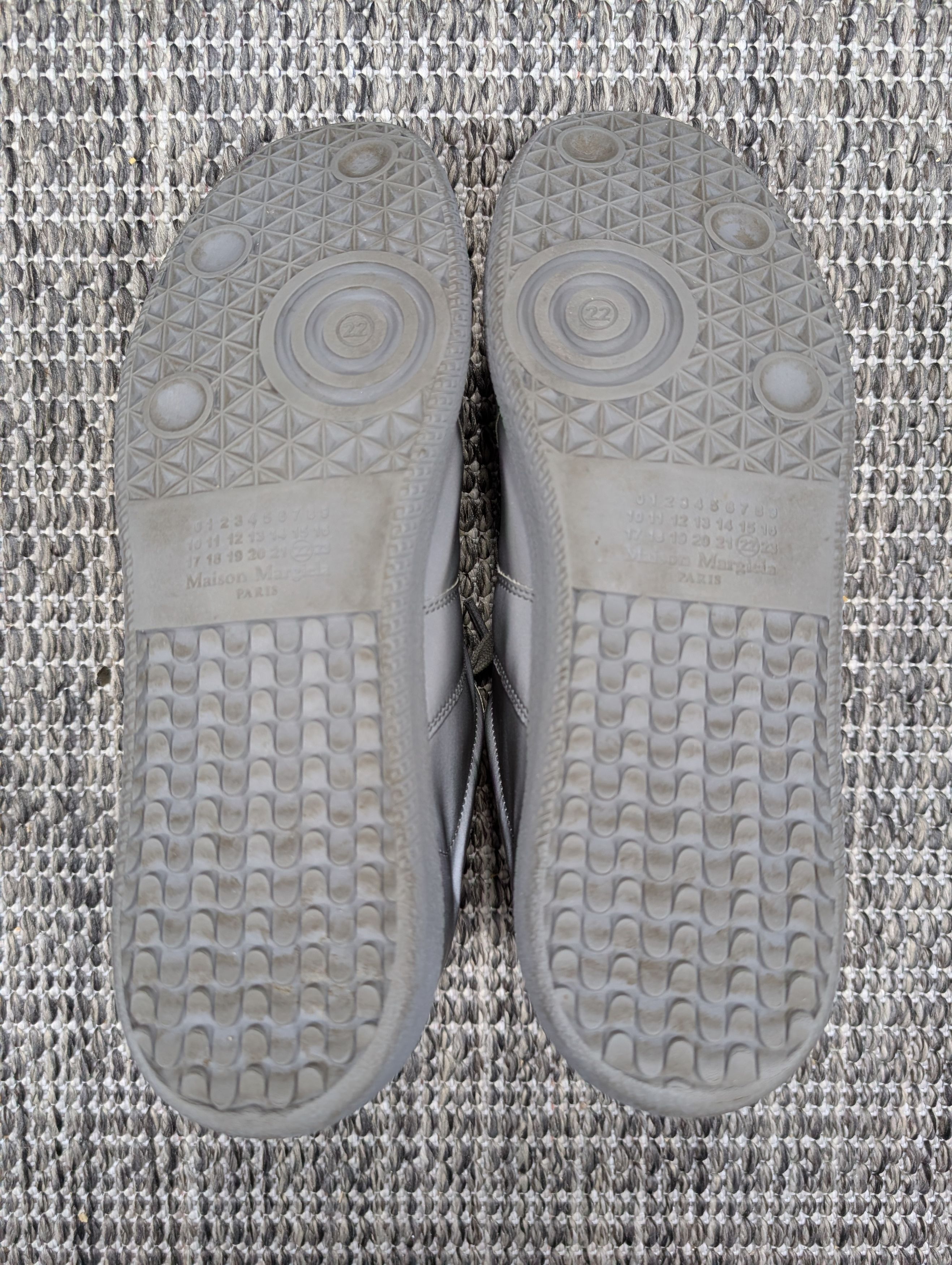 Maison Margiela Maison Margiela Gat 3M Reflective Grey Silver Sneakers Size US 9 / EU 42 - 12 Thumbnail