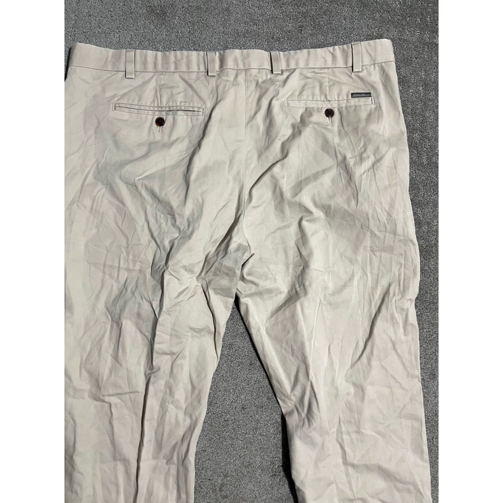 Eddie Bauer Eddie Bauer Beige Flat Front Wrinkle Free Classic Fit Pants Mens Size 44x30 Size US 44 / EU 60 - 2 Thumbnail
